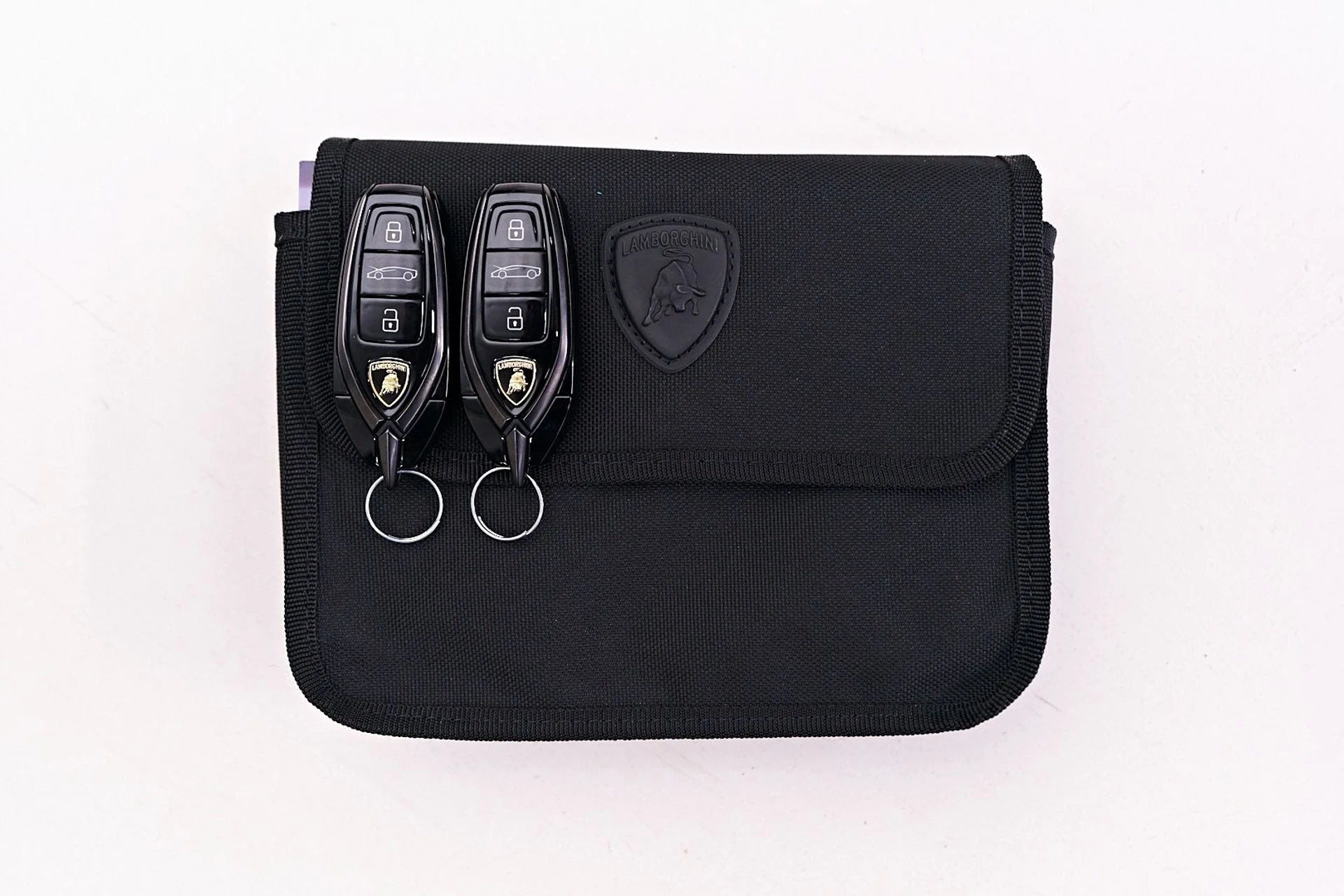 mph091_3368171112_Used_2024_Lamborghini_Revuelto_Base_1732929047_8c527152ea