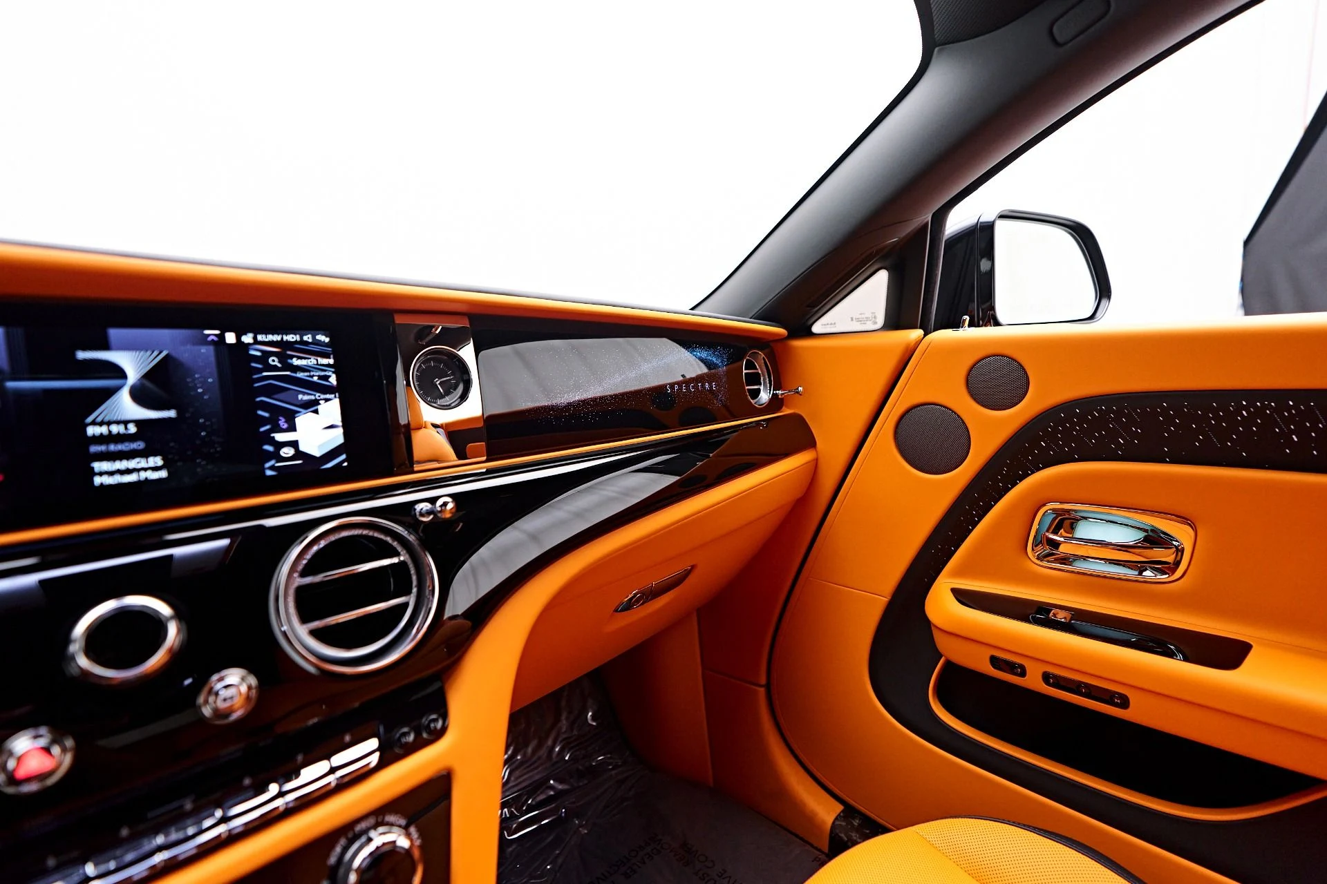 mph091_568322256_Used_2025_Rolls_Royce_Spectre_Mansory_1756243802_147040a093