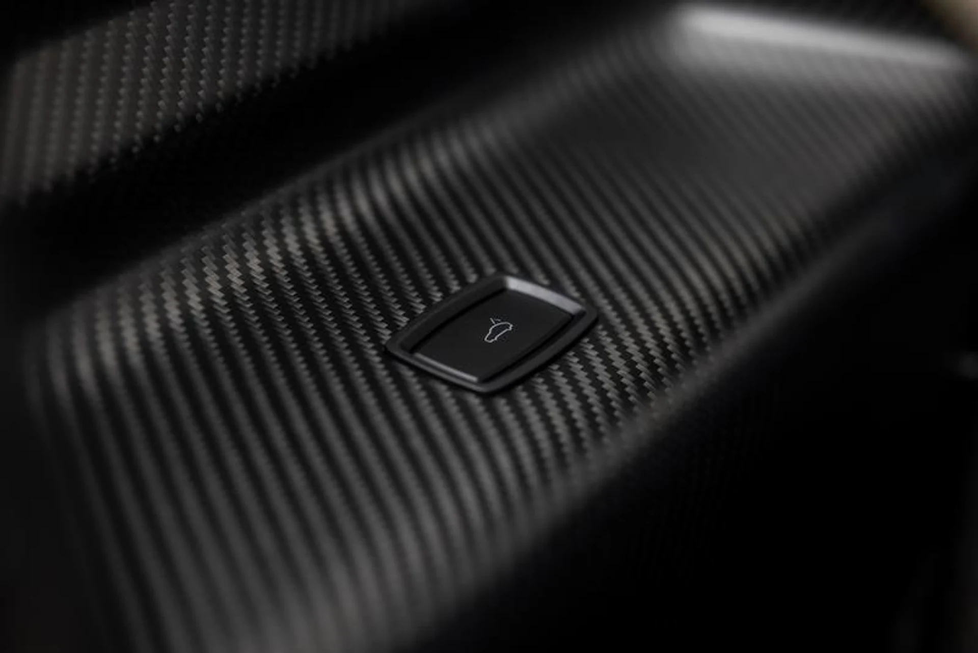 mph091_58578242_378_AEE_81_97_A8_4_FD_3_8635_C5_BD_98950_D8_A_098918592d