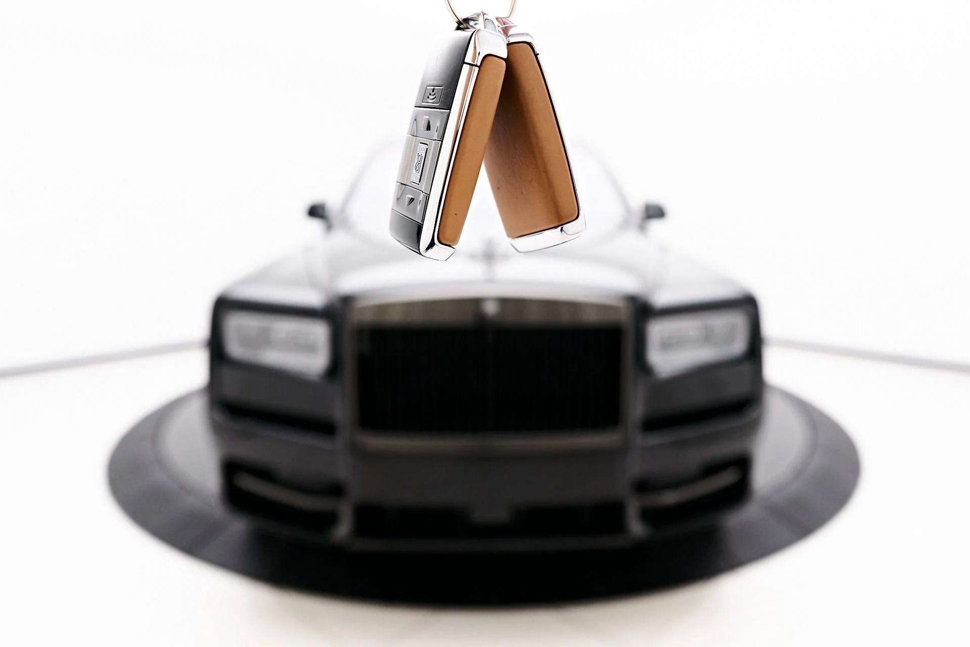 mph091_624132355_Used_2022_Rolls_Royce_Cullinan_Base_1679686724_9be890e460