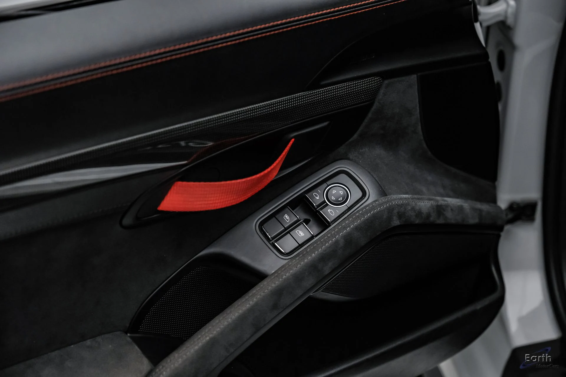 mph091_694934174_ab06c99b59e040849918808686502dcdx_caa426d199