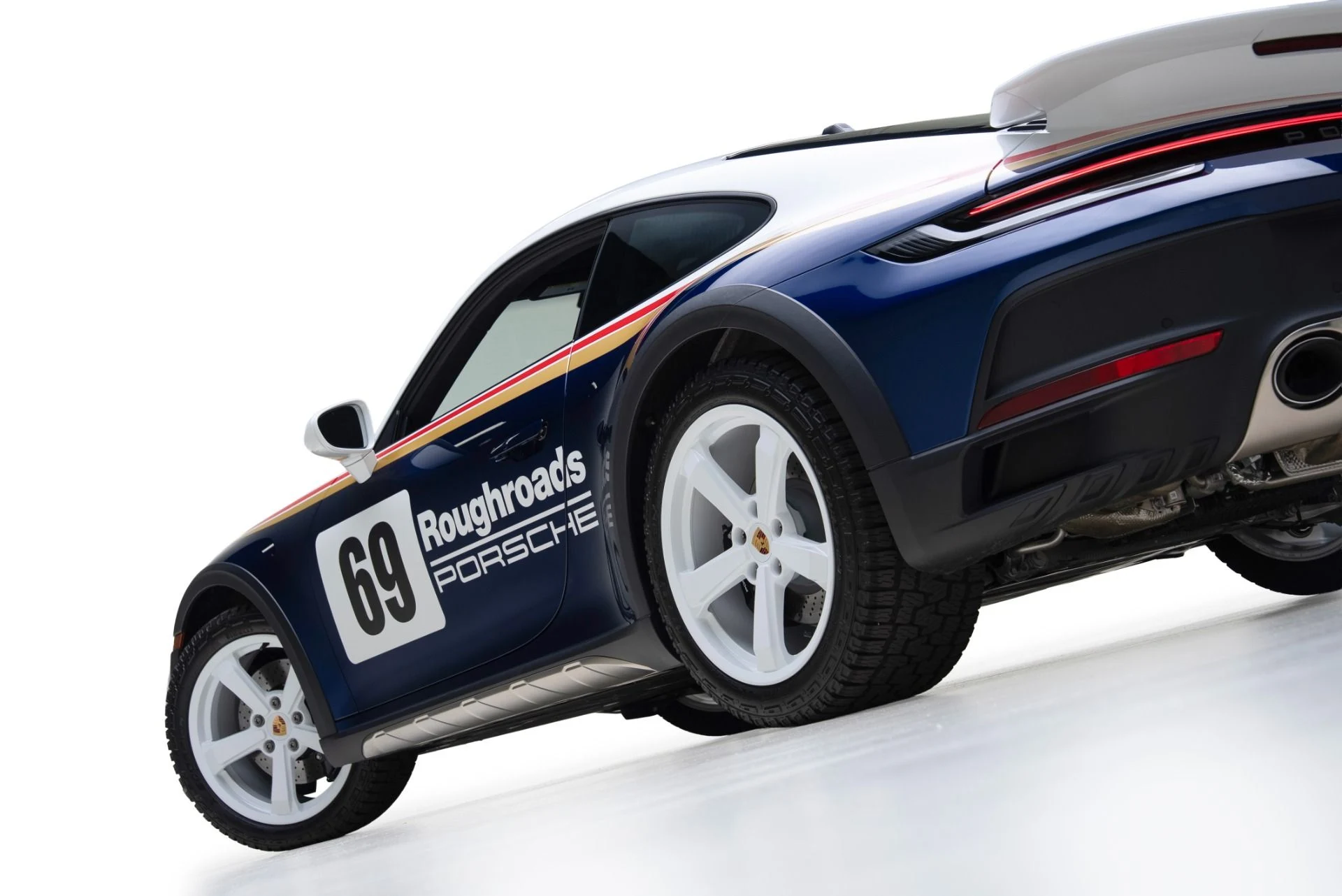mph091_724914187_Used_2023_Porsche_911_Dakar_1779229172_d847d77003