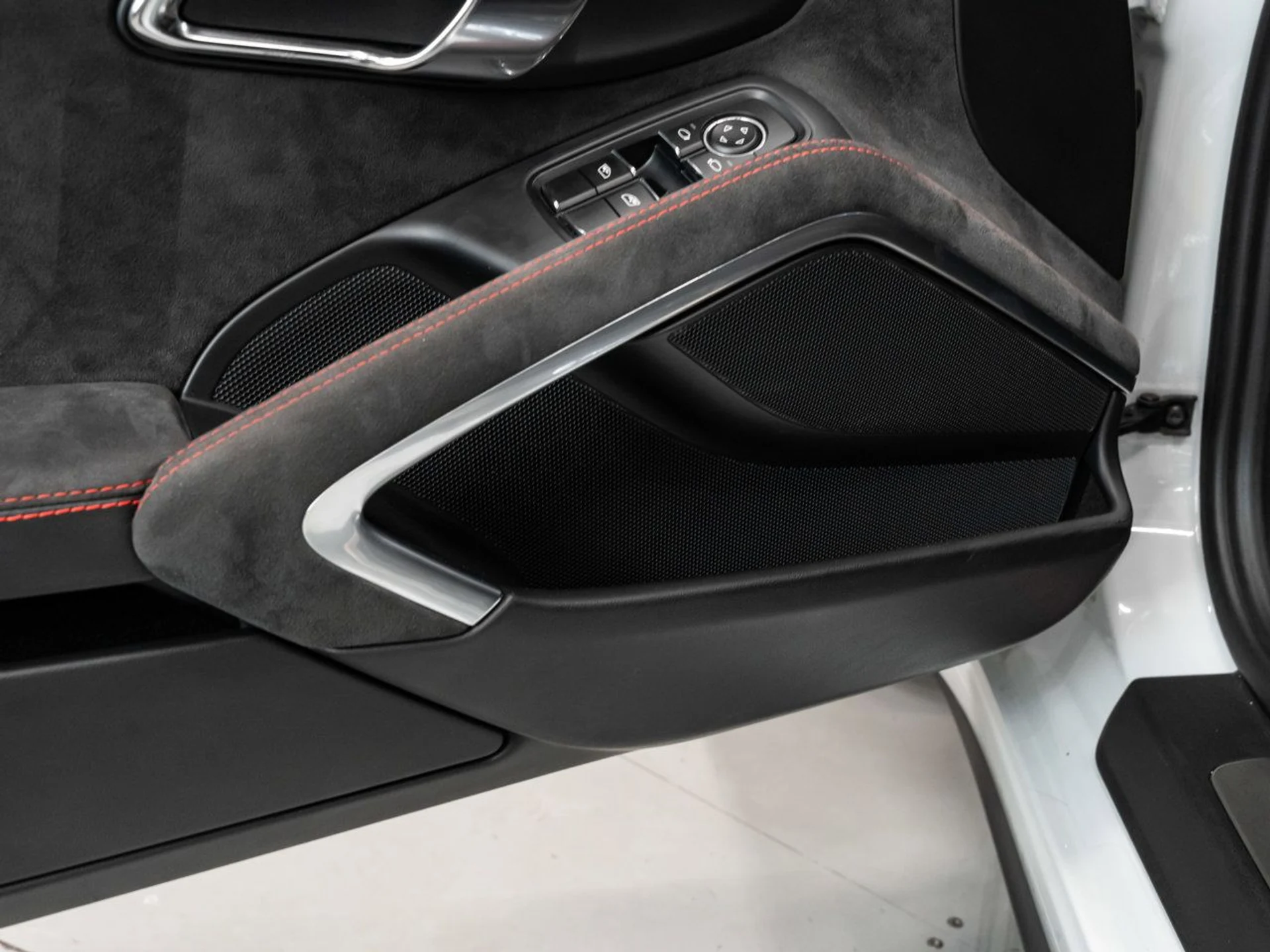 mph092_1139062597_porsche_911_2015_ce1e411492