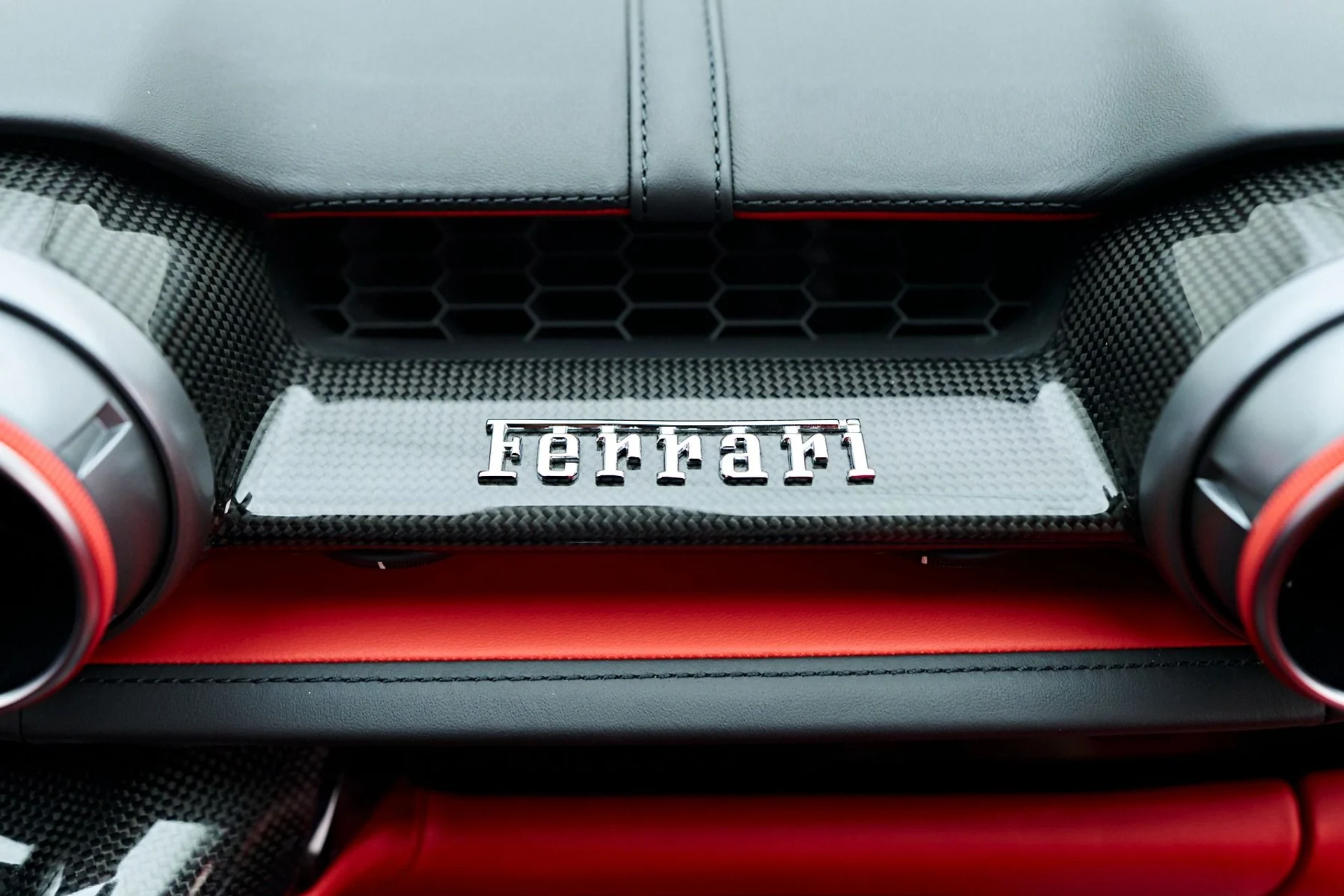 mph092_1417406410_Used_2018_Ferrari_812_Superfast_Base_1747268951_21939e65ff