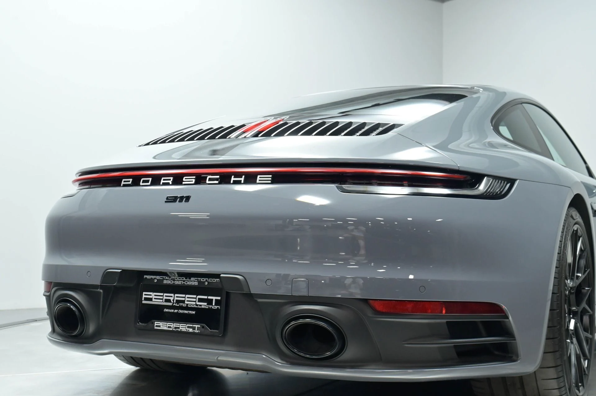 mph092_1451531056_Used_2024_Porsche_911_1782576770_56b5528464