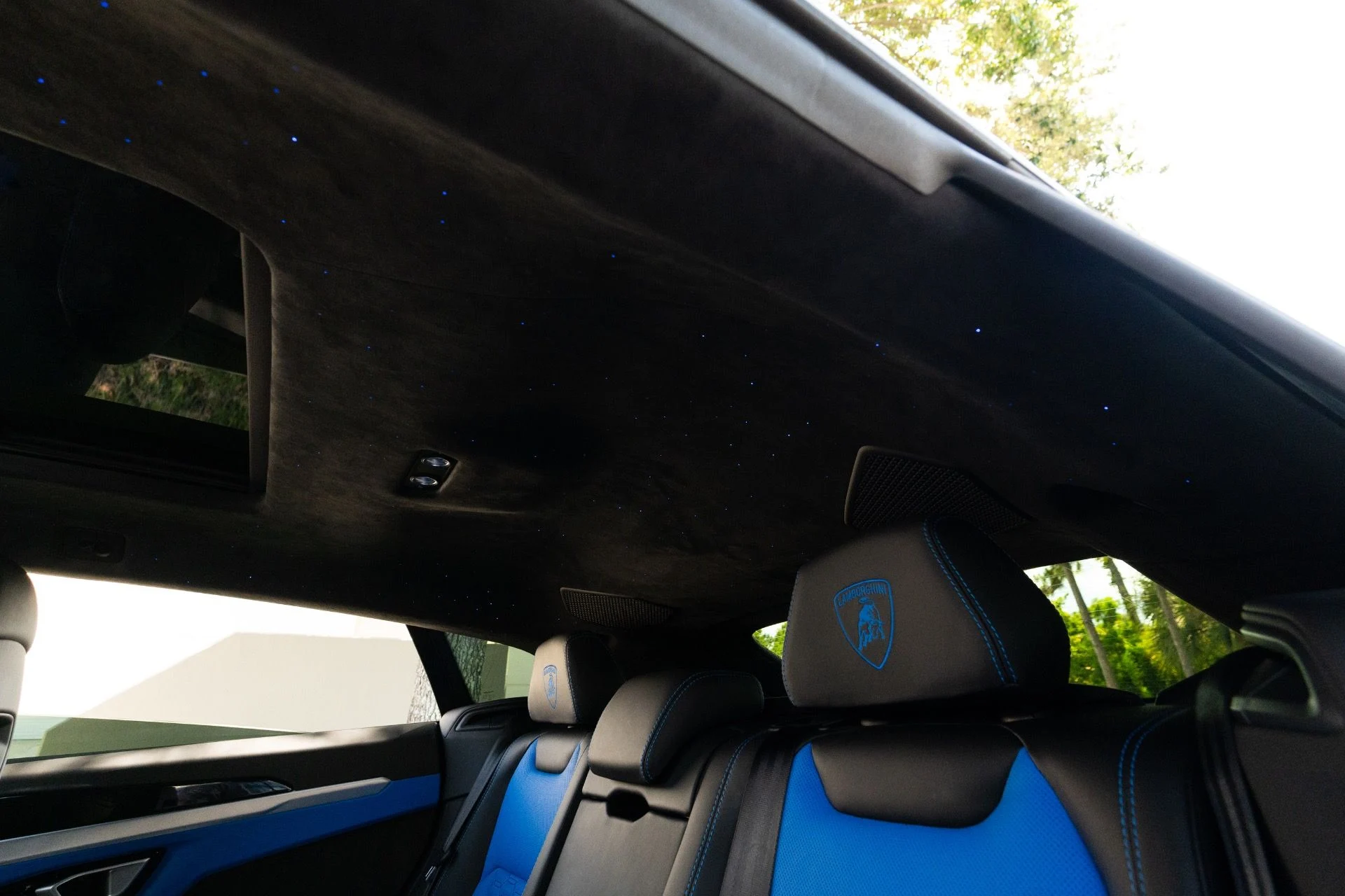 mph092_1861674637_Used_2019_Lamborghini_Urus_1781241947_0b17224ce4