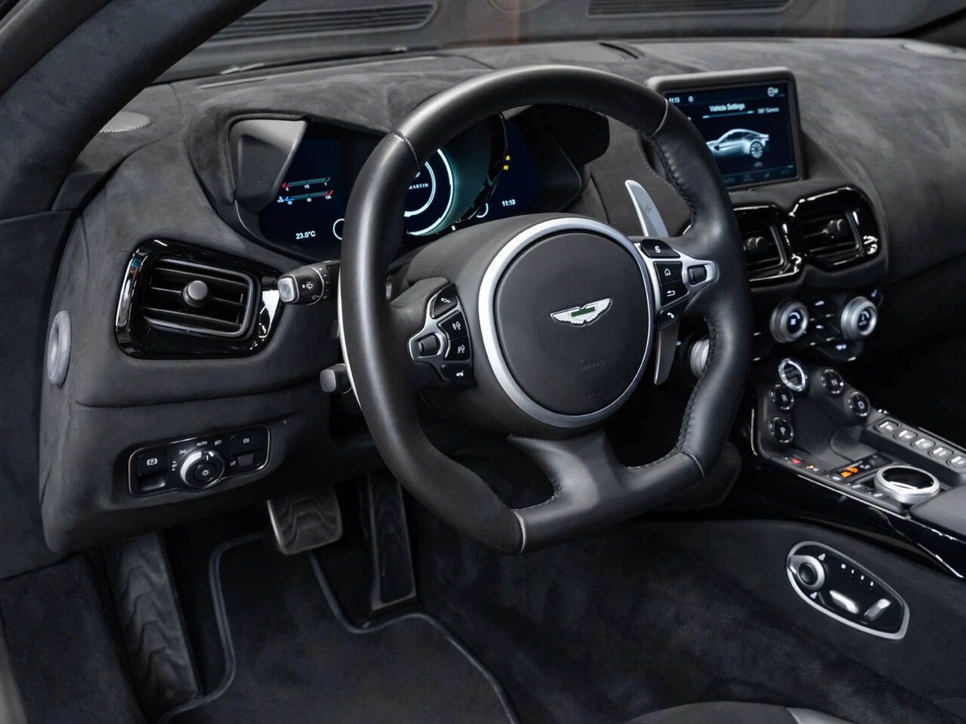 mph092_2332954406_aston_martin_vantage_2020_c867c9db8c