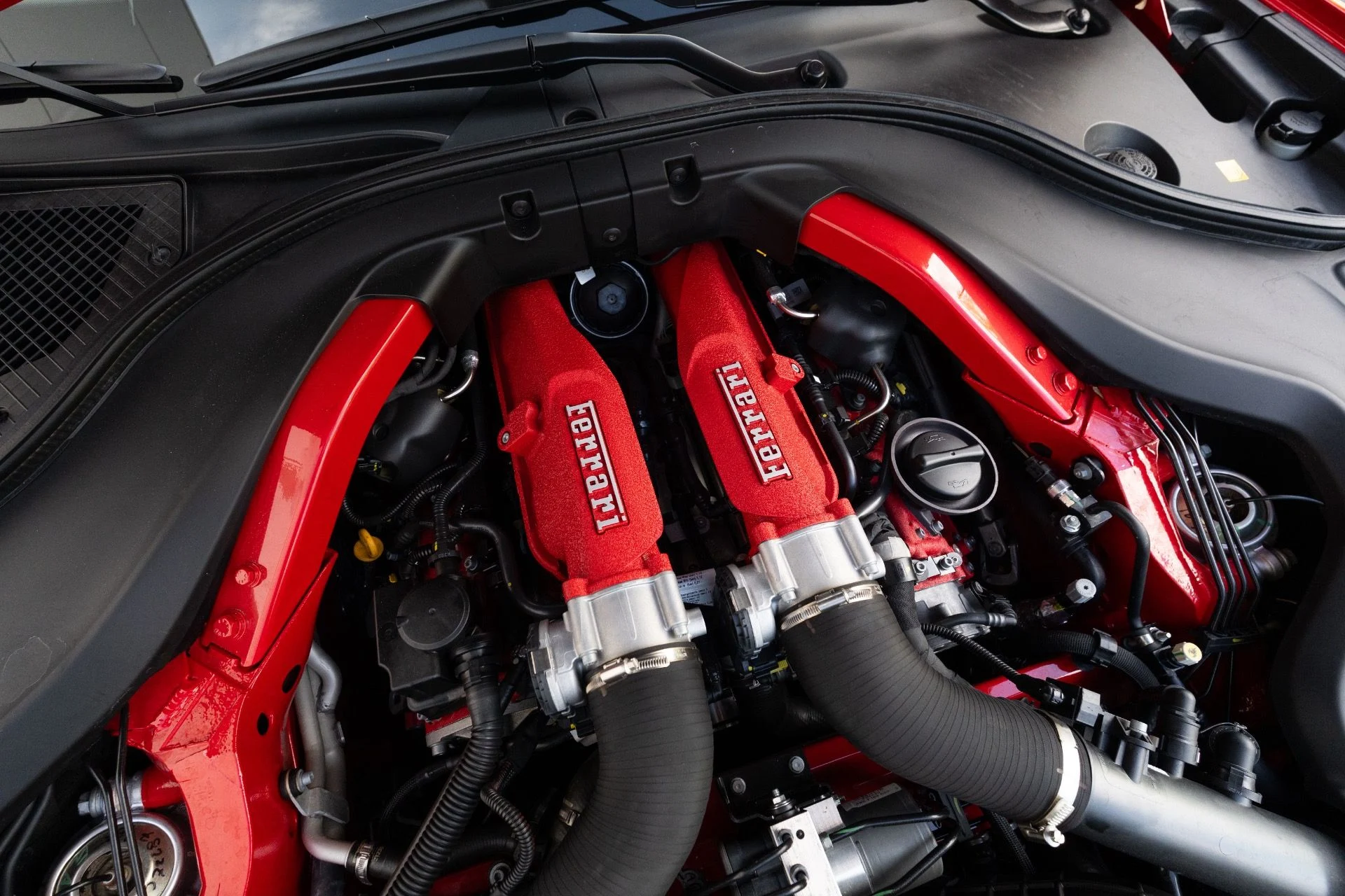 mph092_2396608336_Used_2023_Ferrari_Portofino_M_1770869852_af55a3d0c6