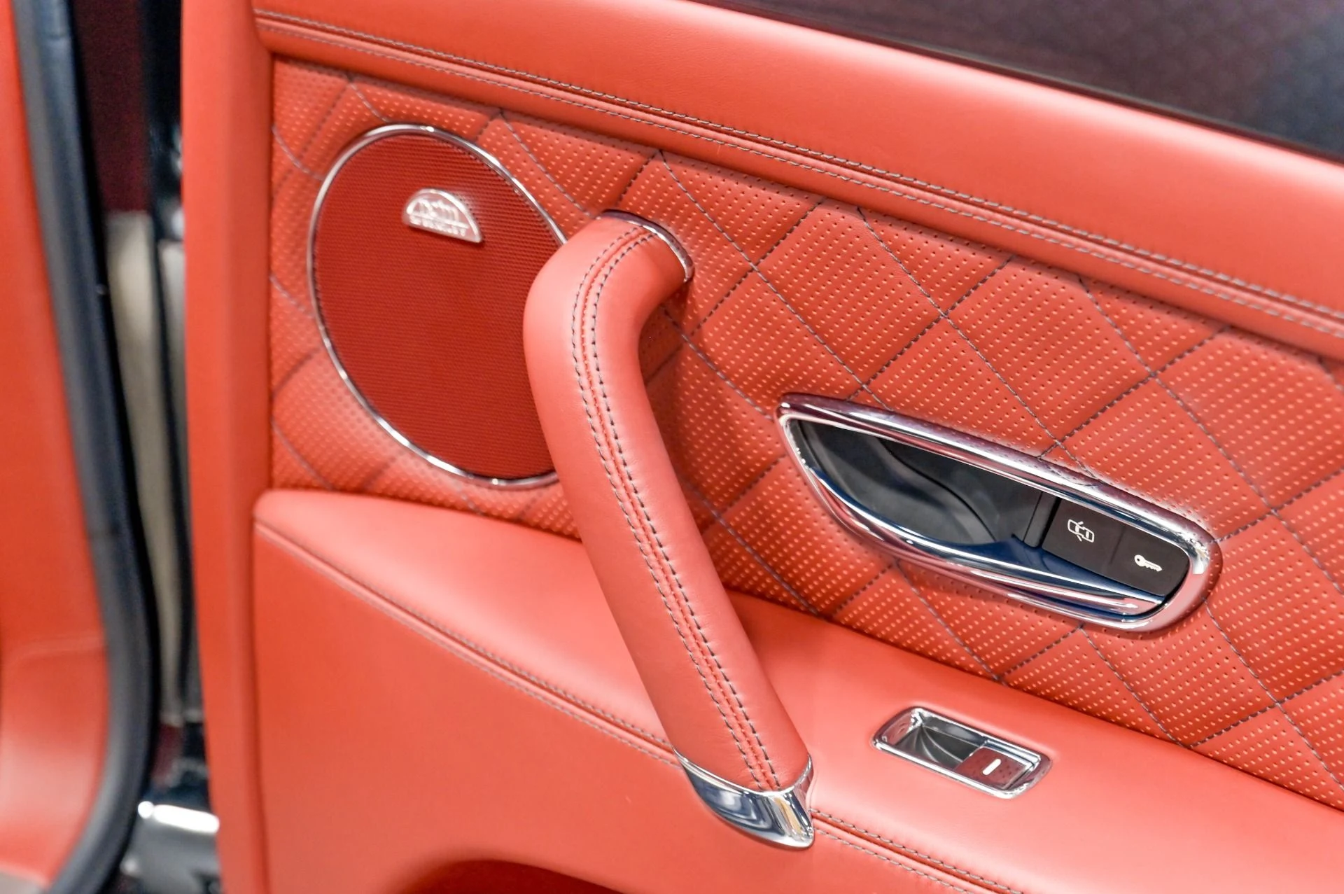 mph092_2927624950_Used_2017_Bentley_Flying_Spur_W12_S_1782583031_33b183990c