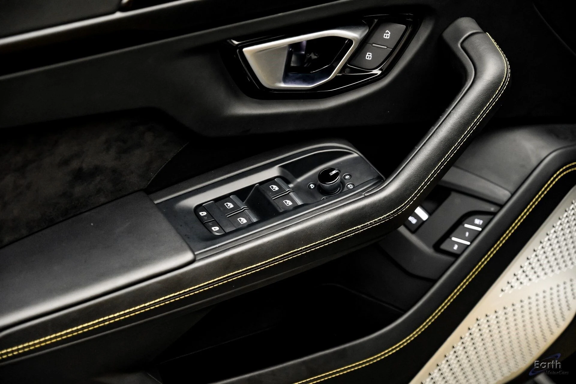 mph092_2999990975_f7054ec0657c18c7f133307216a3d3edx_bdc05b09b5