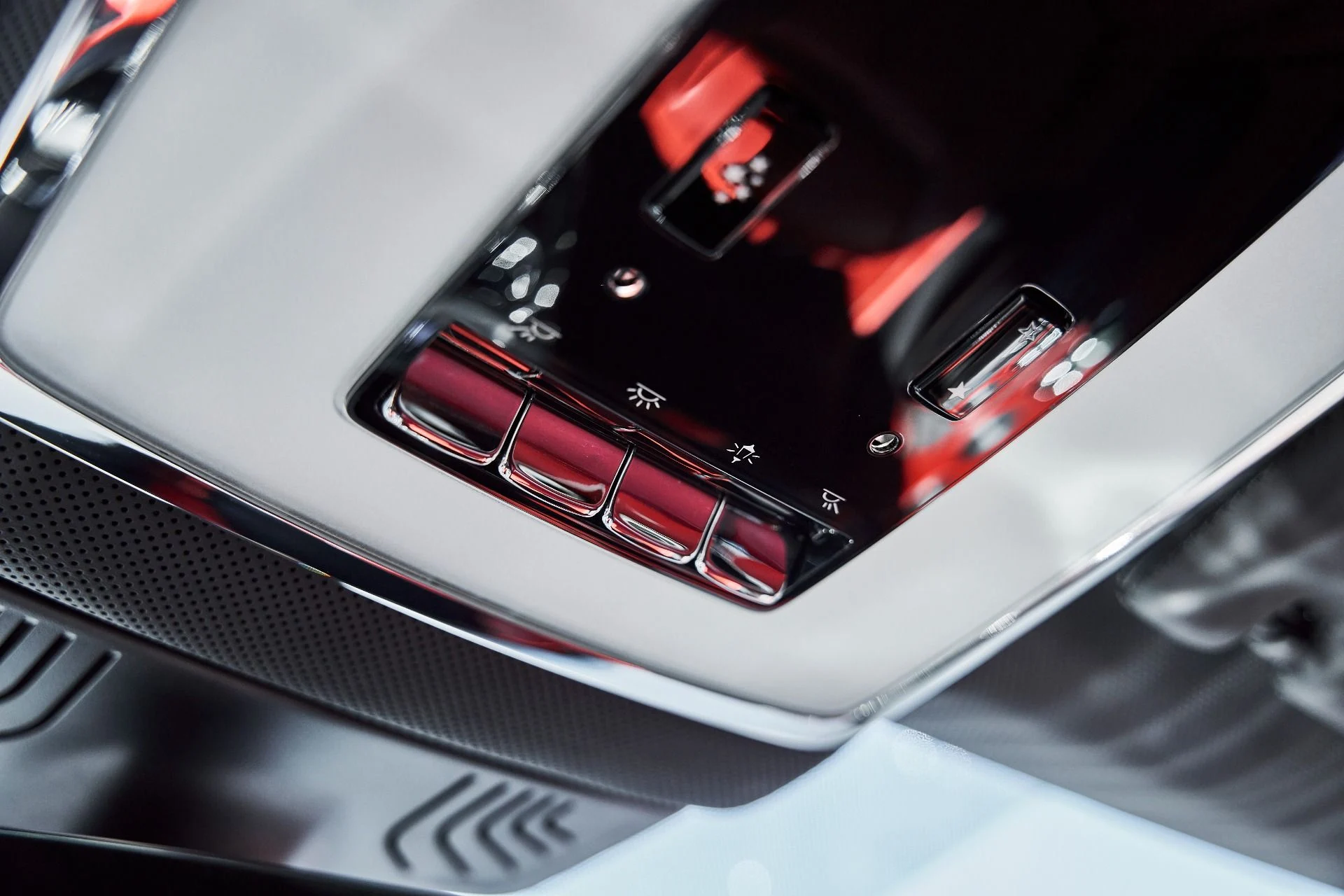 mph092_3306477828_Used_2024_Rolls_Royce_Cullinan_Black_Badge_1775871096_d6ae30ce54