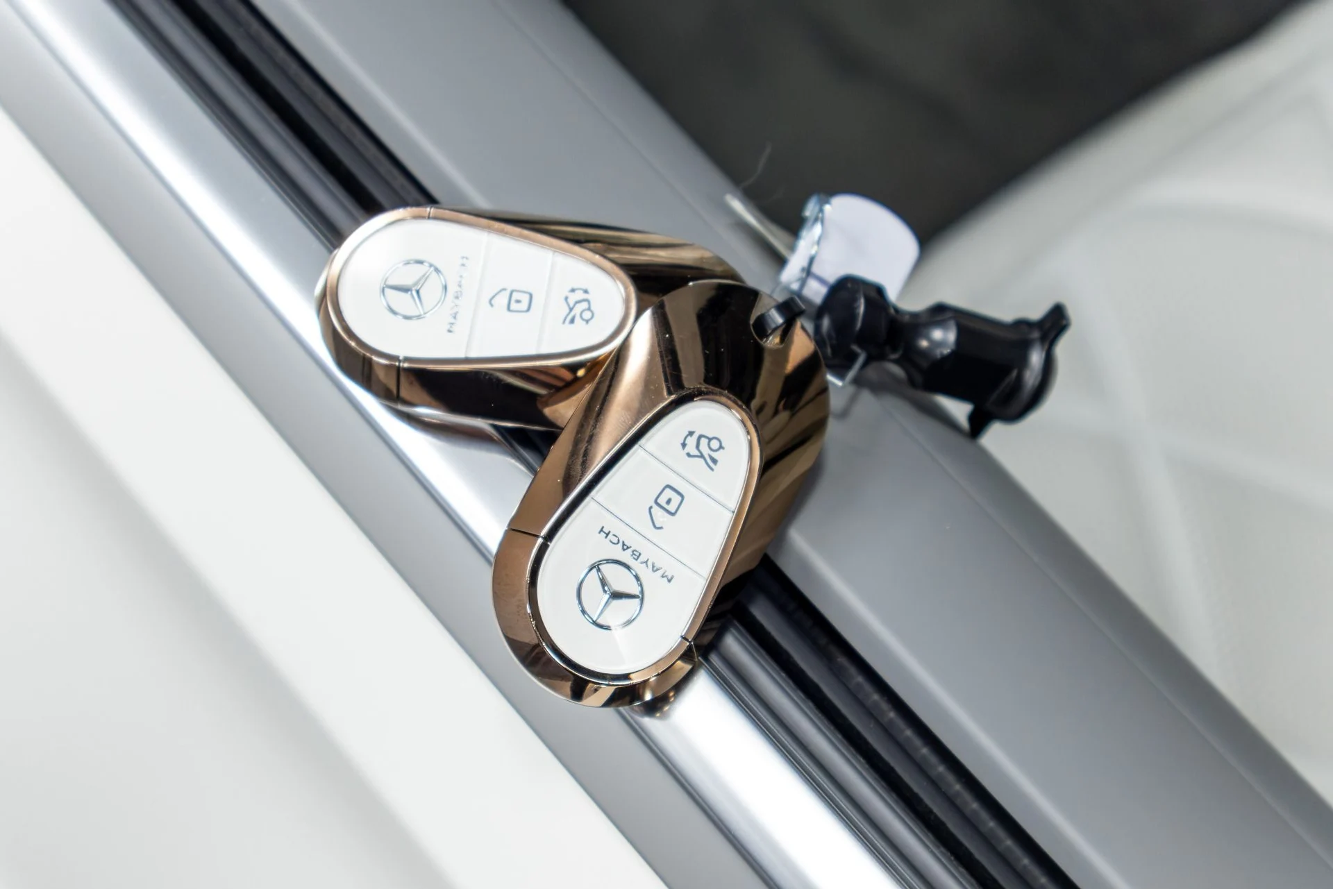 mph092_3494720973_Used_2023_Mercedes_Benz_S_Class_Maybach_S_680_4_MATIC_1776091551_3aaa8ffa60