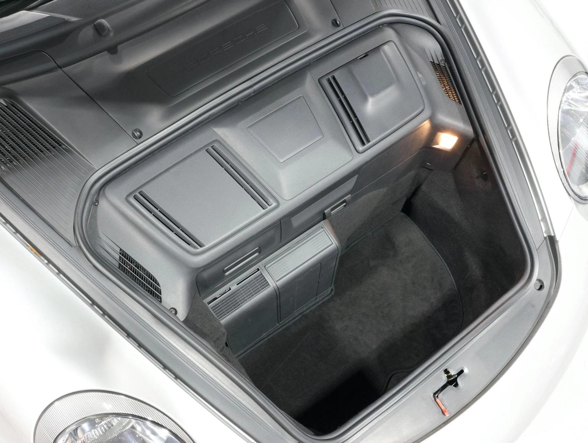 mph092_3539253077_Used_2007_Porsche_911_Targa_4_Coming_Soon_To_Bring_A_Trailer_1775151743_decb1a1084