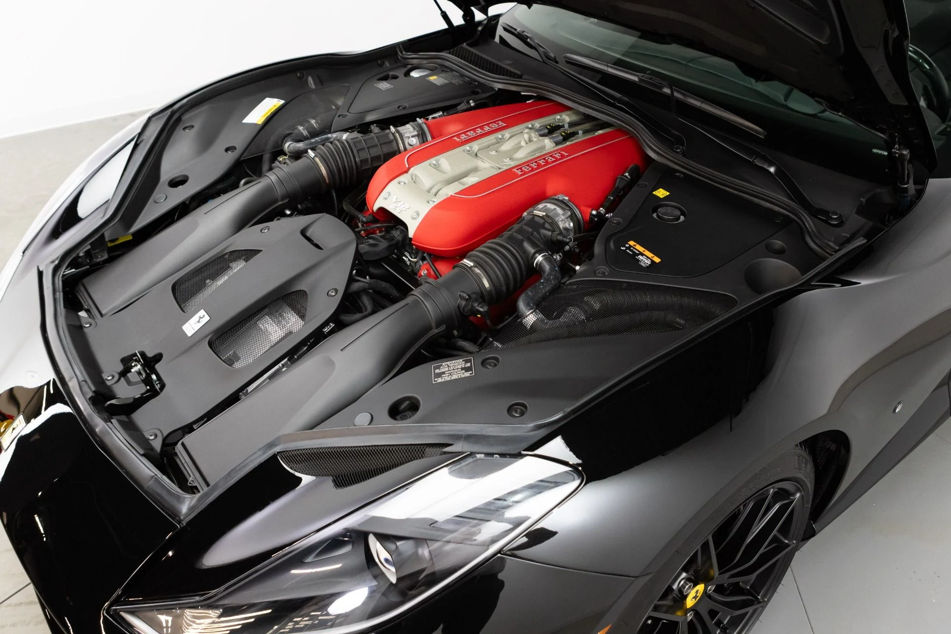 mph092_4004682898_Used_2021_Ferrari_812_GTS_1778696353_fb2175db47