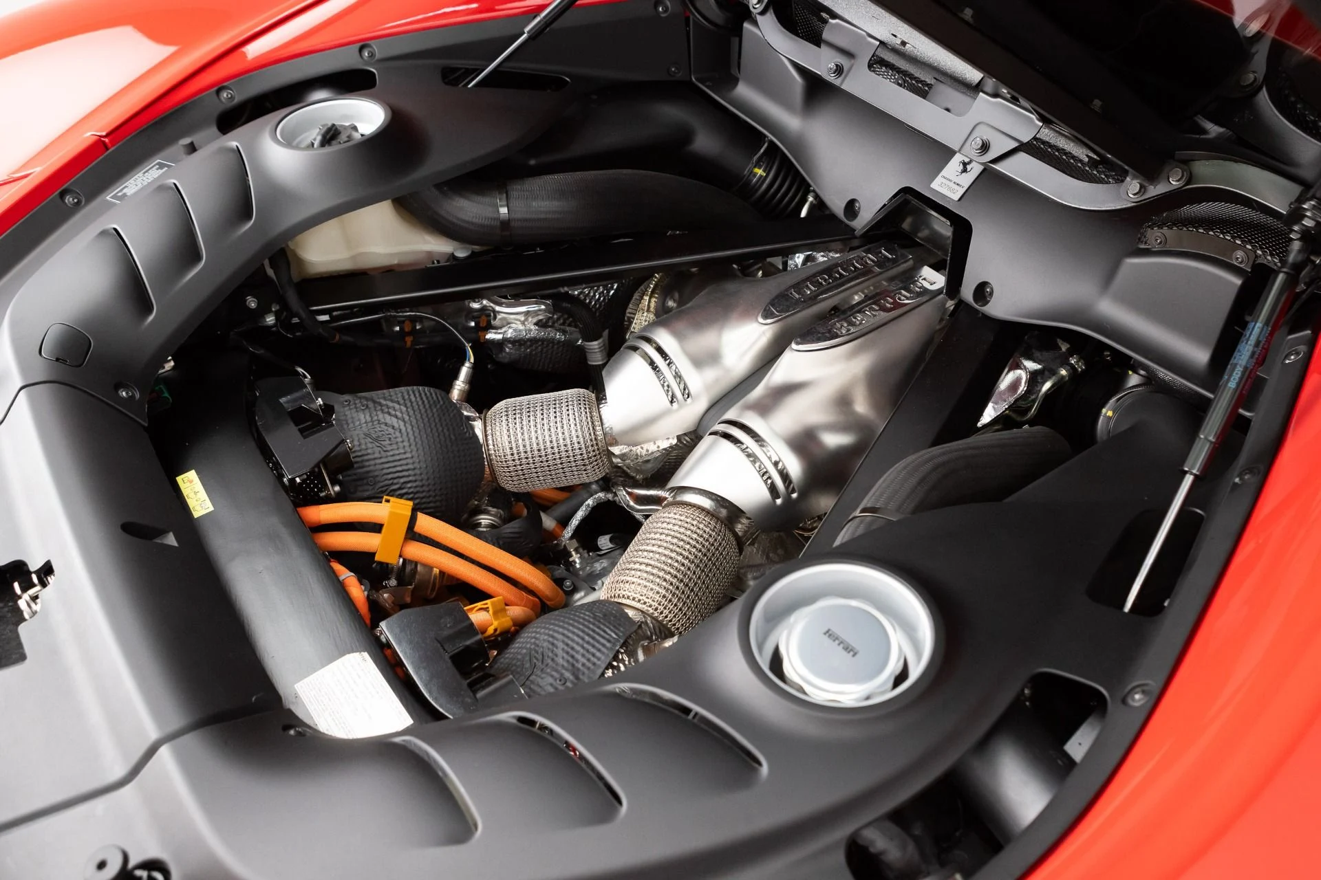 mph092_610501540_Used_2026_Ferrari_296_GTB_1778184267_ff31ad299f