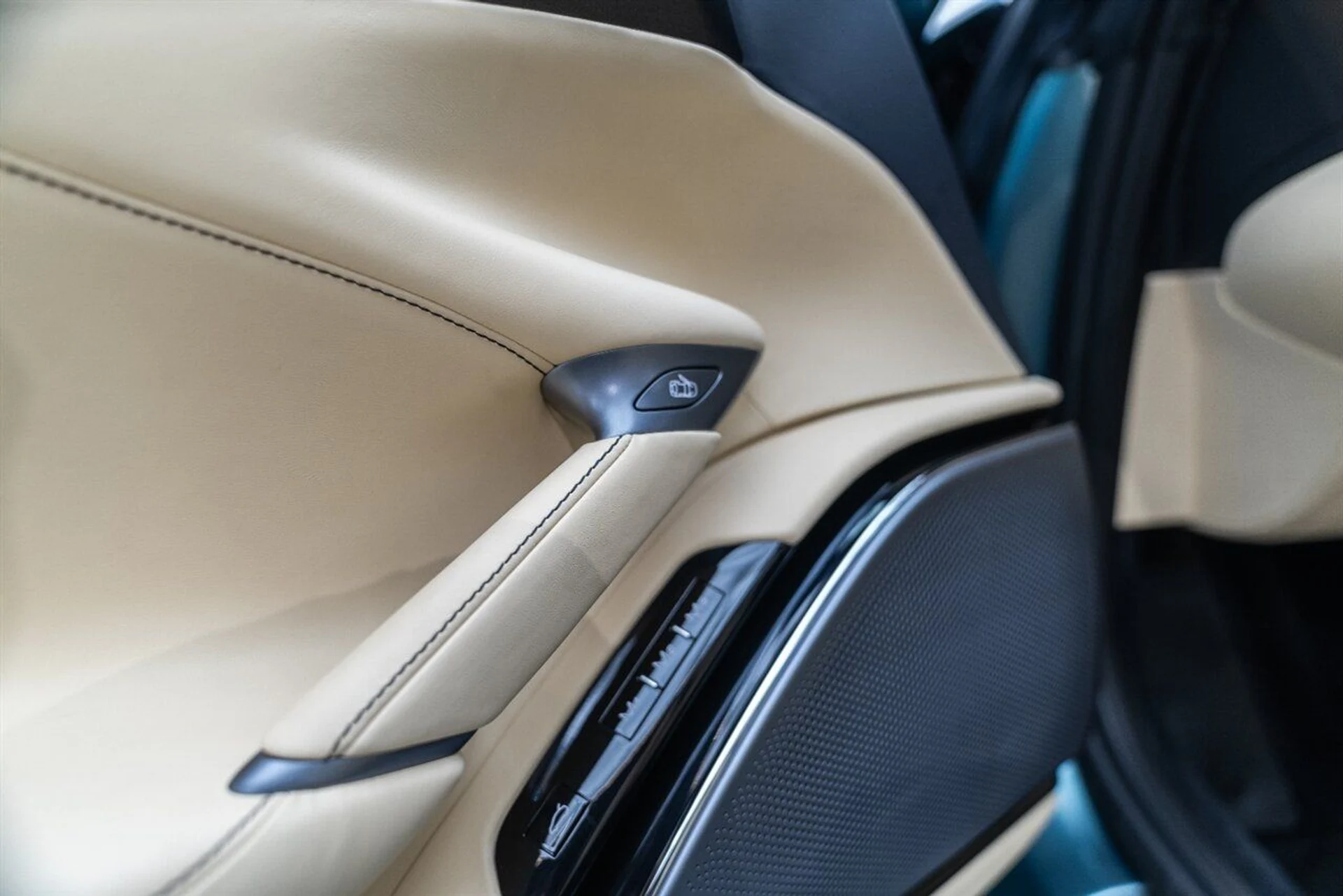 mph092_900372117_52790d1be5_1280_c10532e6af