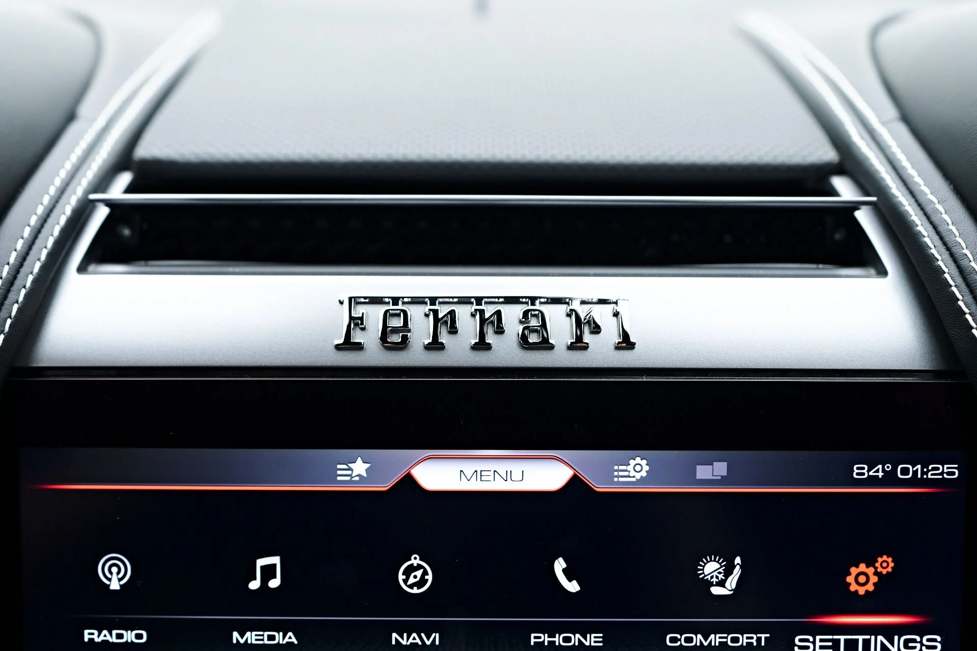 mph092_912146397_Used_2019_Ferrari_GTC_4_Lusso_T_1758850920_53bcc37124