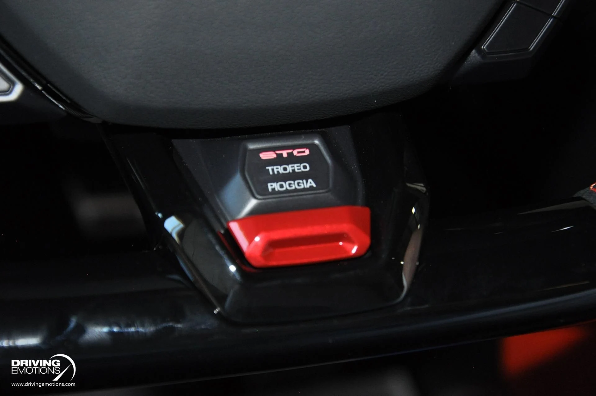 mph093_1030322907_743_p94_l_039b97ca3f