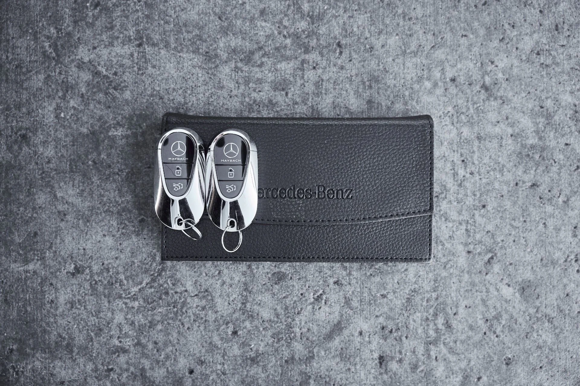 mph093_1316371916_Used_2025_Mercedes_Benz_EQS_Maybach_EQS_680_1770508860_a70e1eebf4