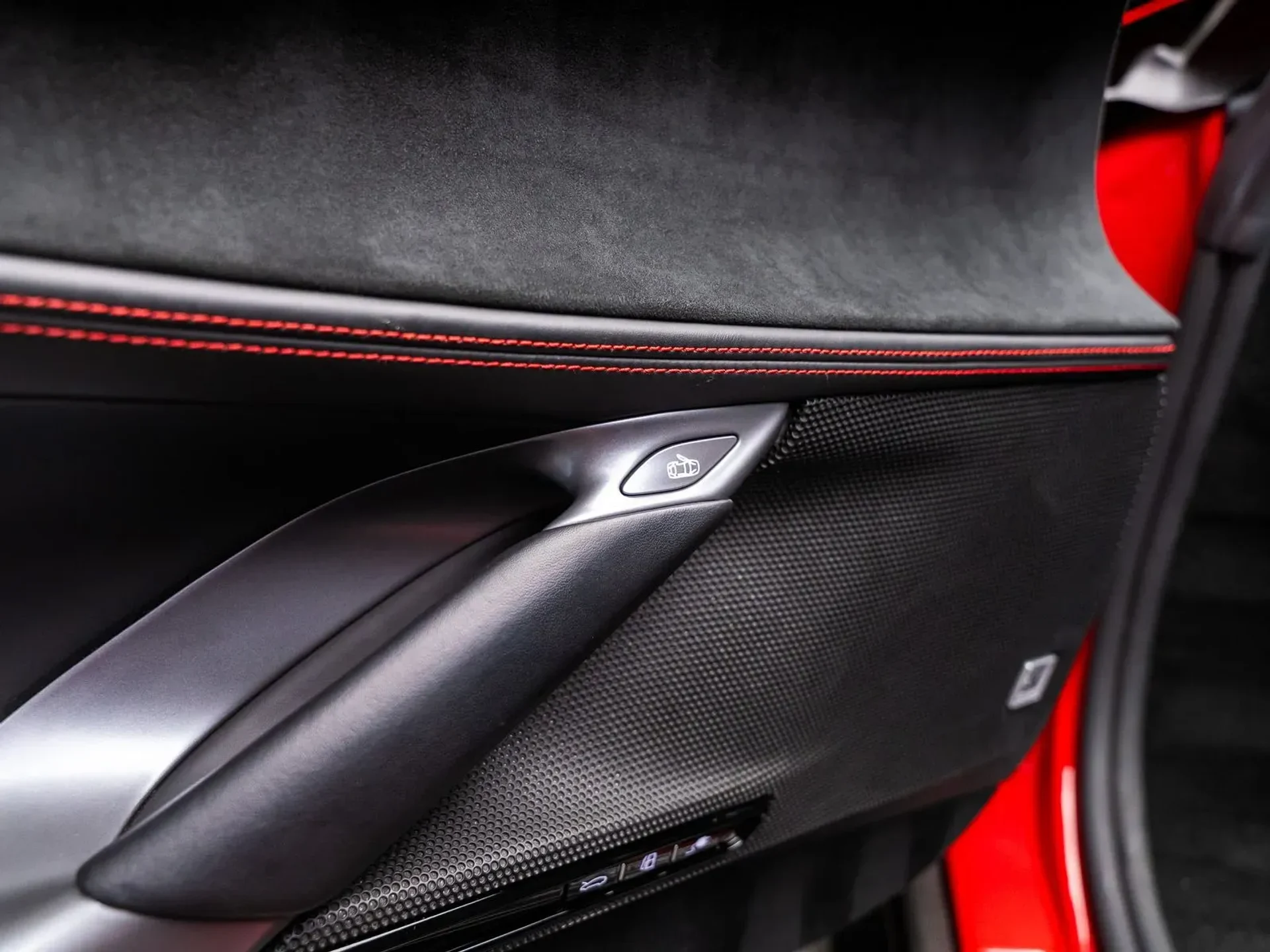 mph093_13793700_529220bd_4098_49a9_ba97_b1803a21cfce_8816015465