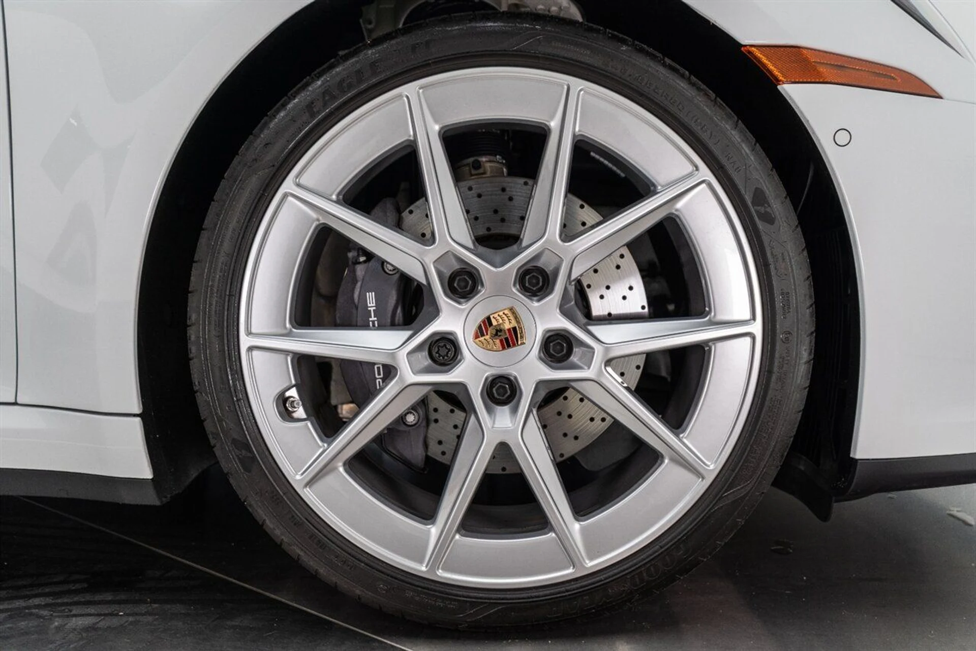 mph093_163539347_1a34f35589_1280_2cbee2c325