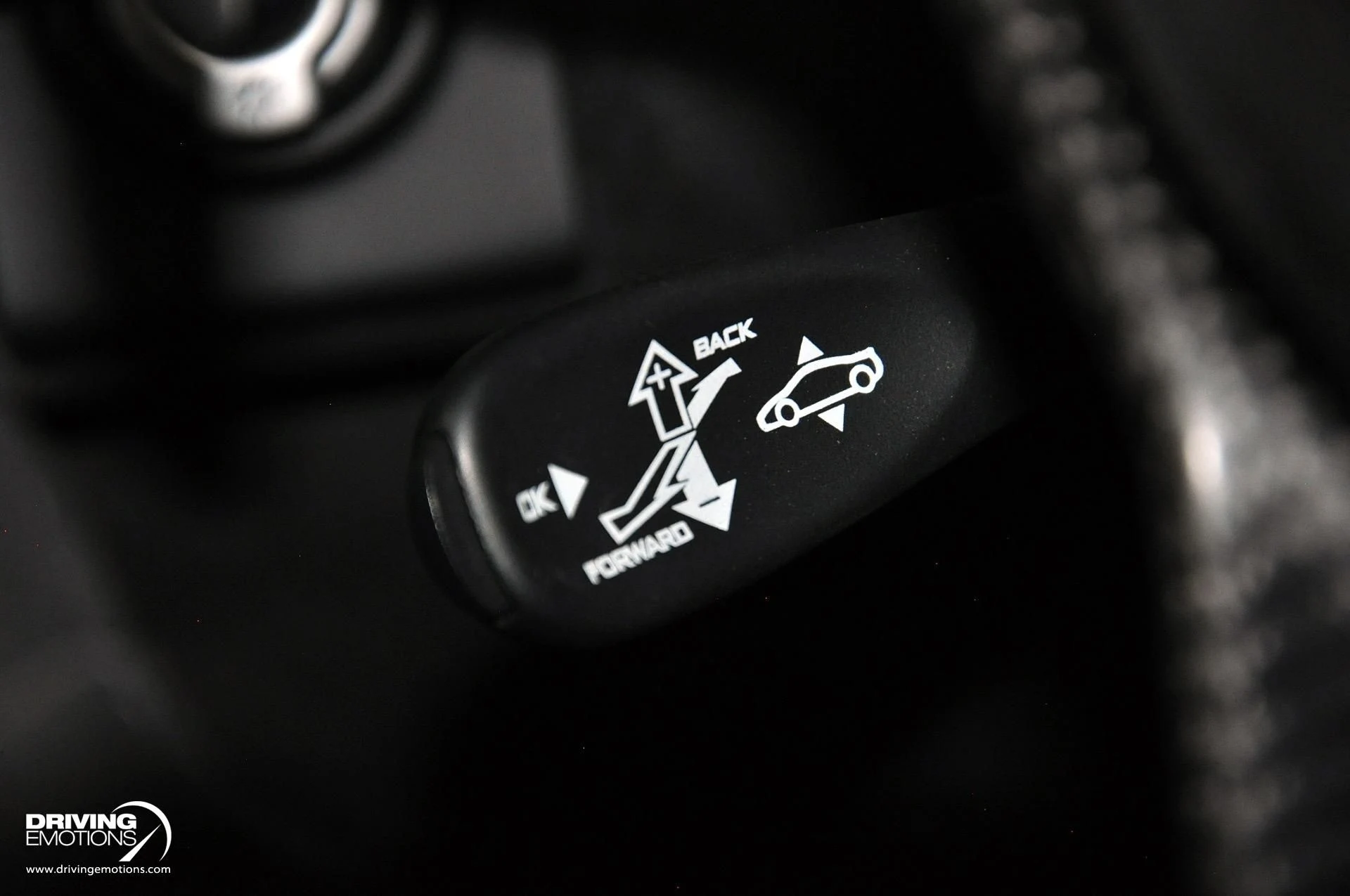 mph093_1755094489_855_p94_l_c893b132bc