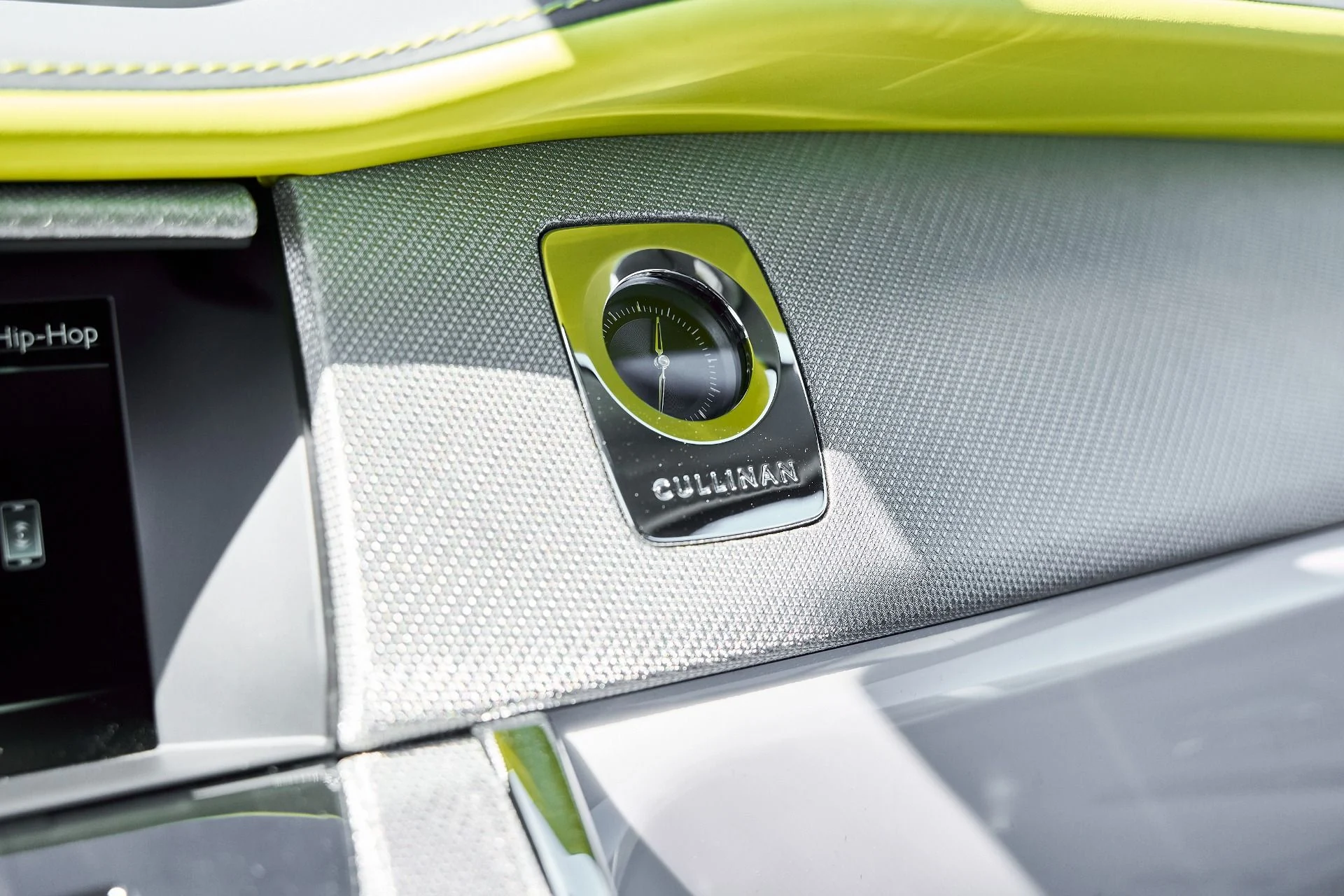 mph093_1808826471_Used_2024_Rolls_Royce_Cullinan_Base_1773162719_5890c0ca3a