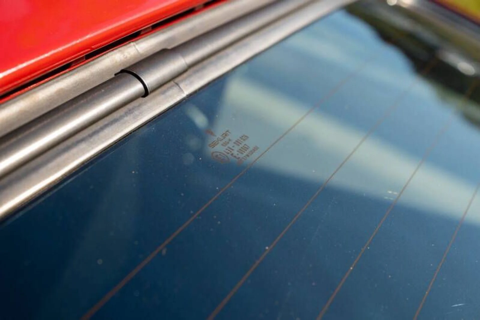 mph093_2090168195_1985_porsche_911_carrera_2dr_coupe_853e49bb60