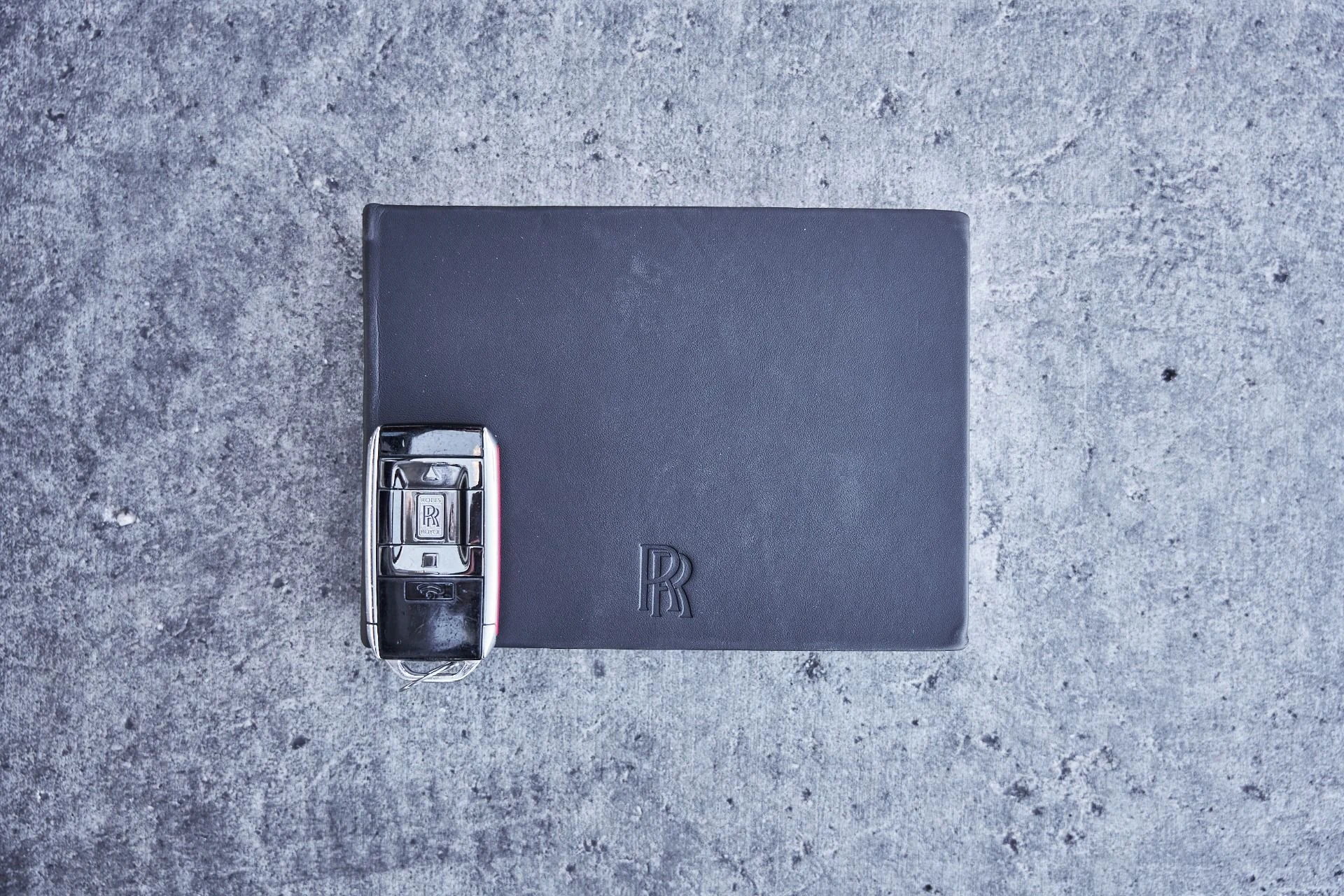 mph093_2479933552_Used_2024_Rolls_Royce_Cullinan_Black_Badge_1775871098_ac3bbcea8b