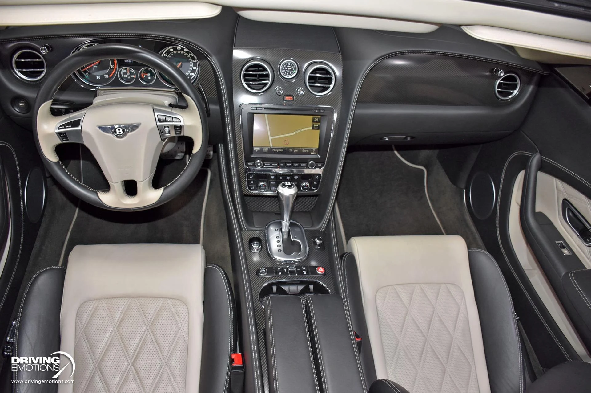 mph093_2871791126_871_p94_l_cafbe3ca70