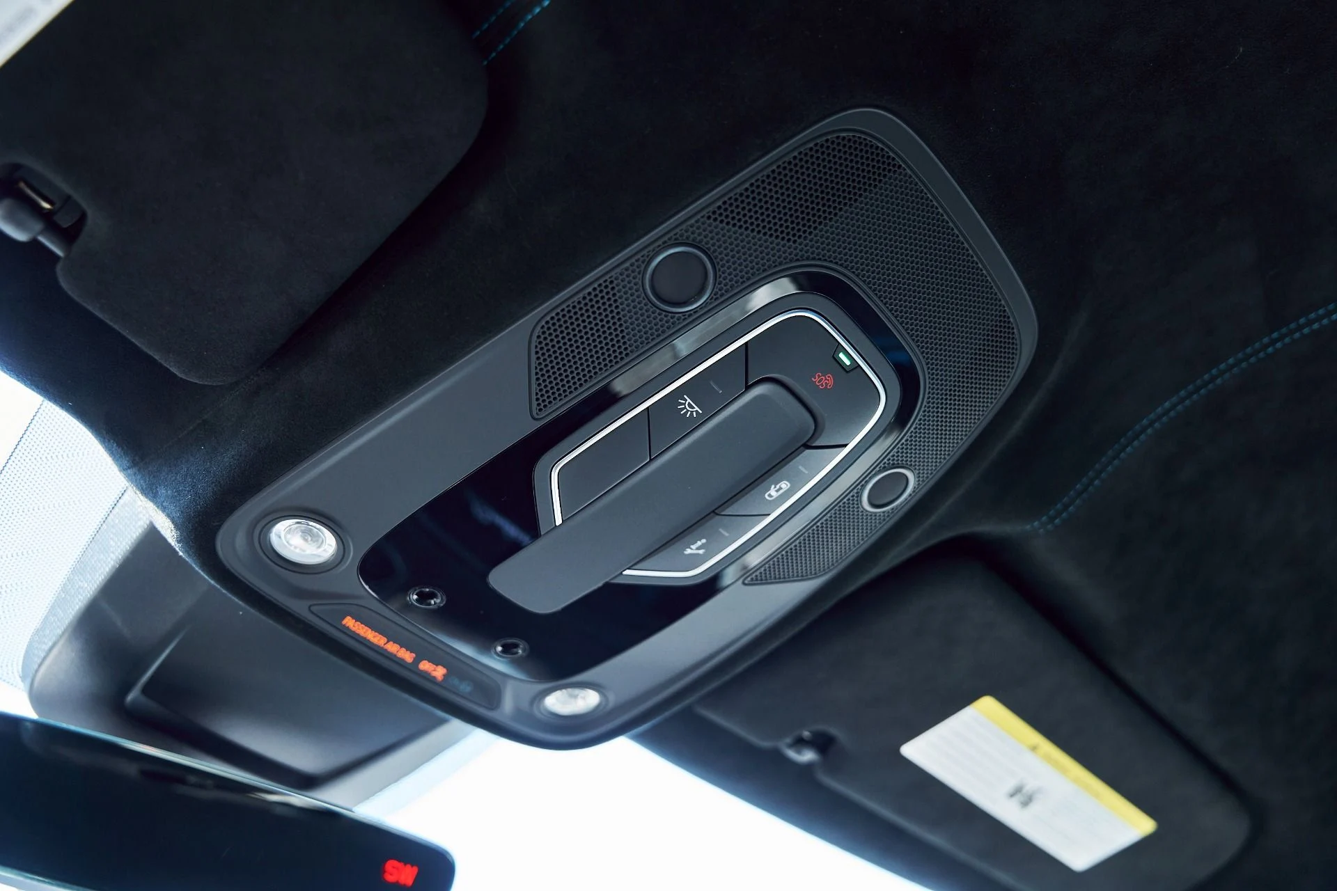 mph093_2995112251_Used_2024_Lamborghini_Urus_Performante_1773367265_90147e90f9