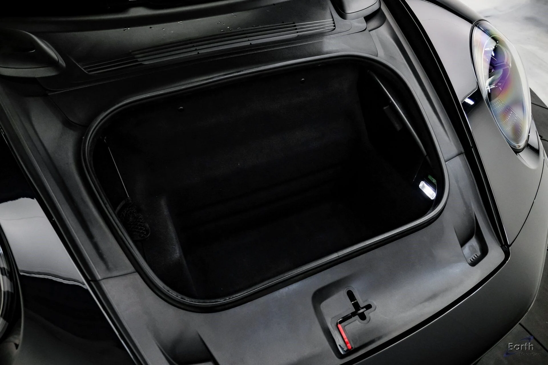 mph093_3197243480_2d4811316384507e74cef14a4e13a817x_12487ab43b