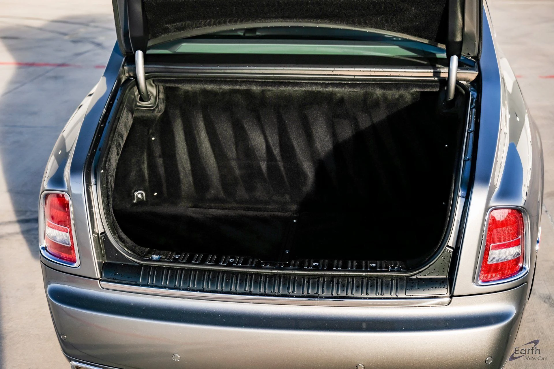 mph093_3221883812_43db21b9721c899afa801b8e332f4e12x_cd888d9008