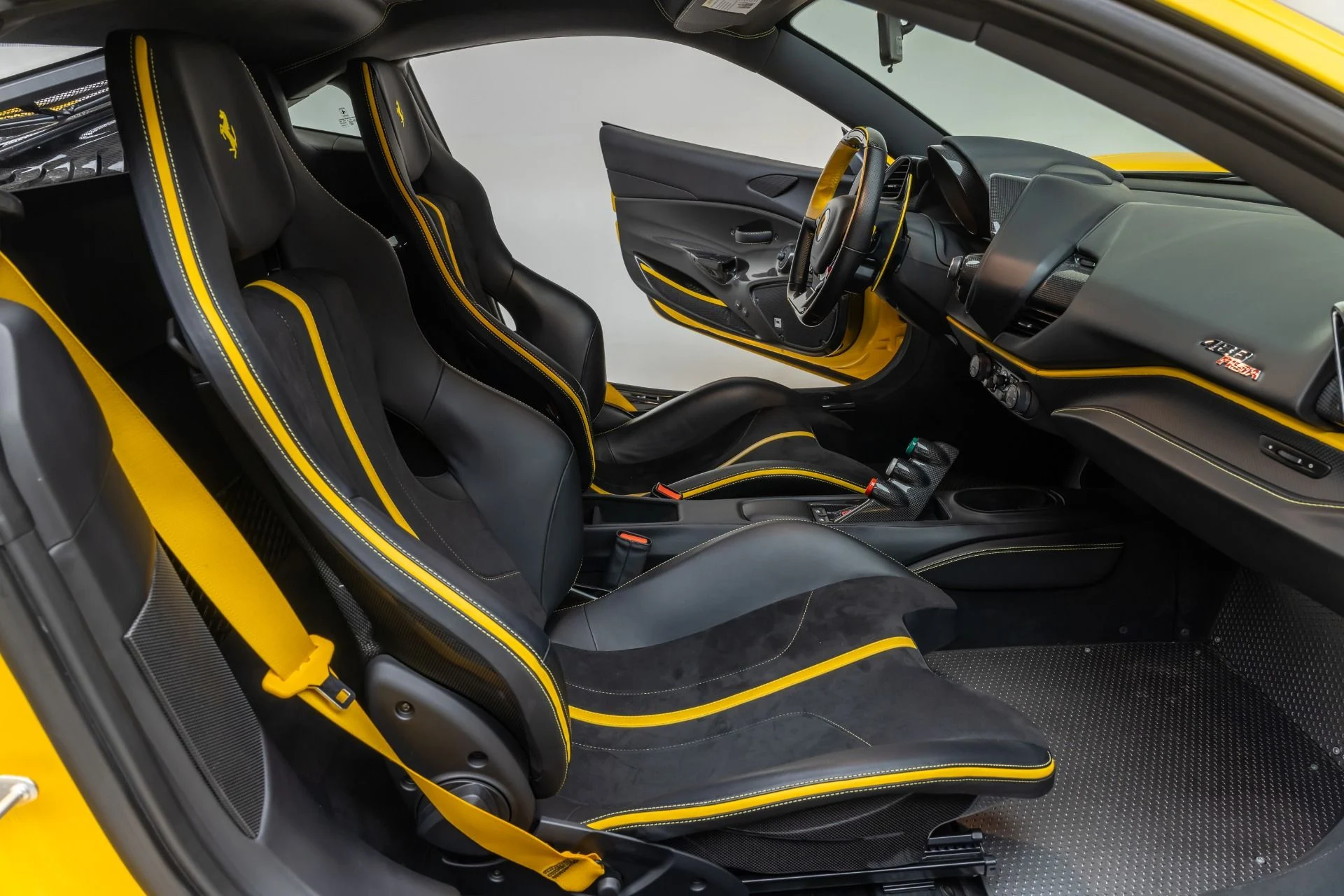 mph093_3224987235_13163_p94_l_6d1f063a2e