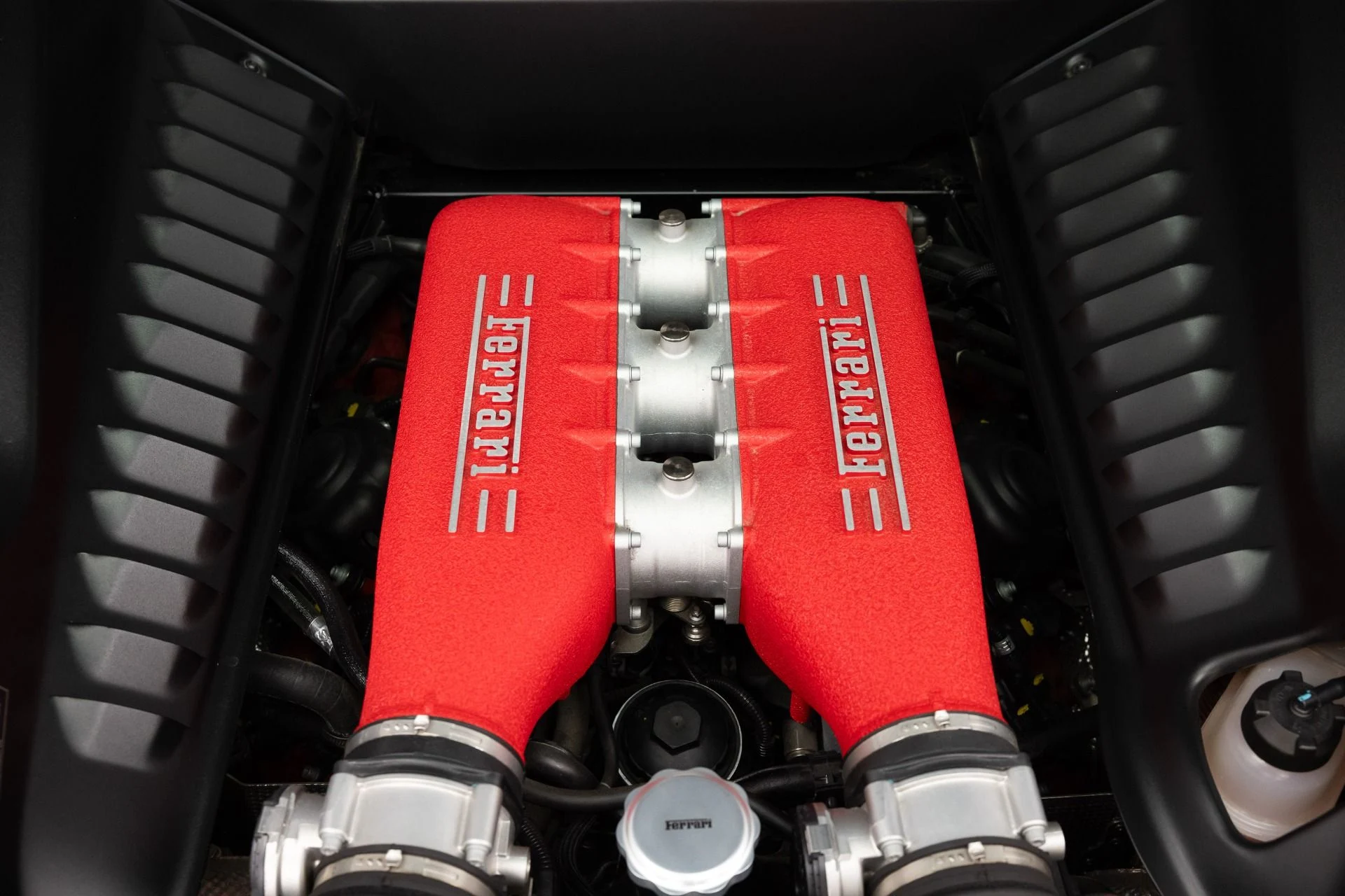 mph093_3394175330_Used_2015_Ferrari_458_Italia_1784229410_450de7cd83