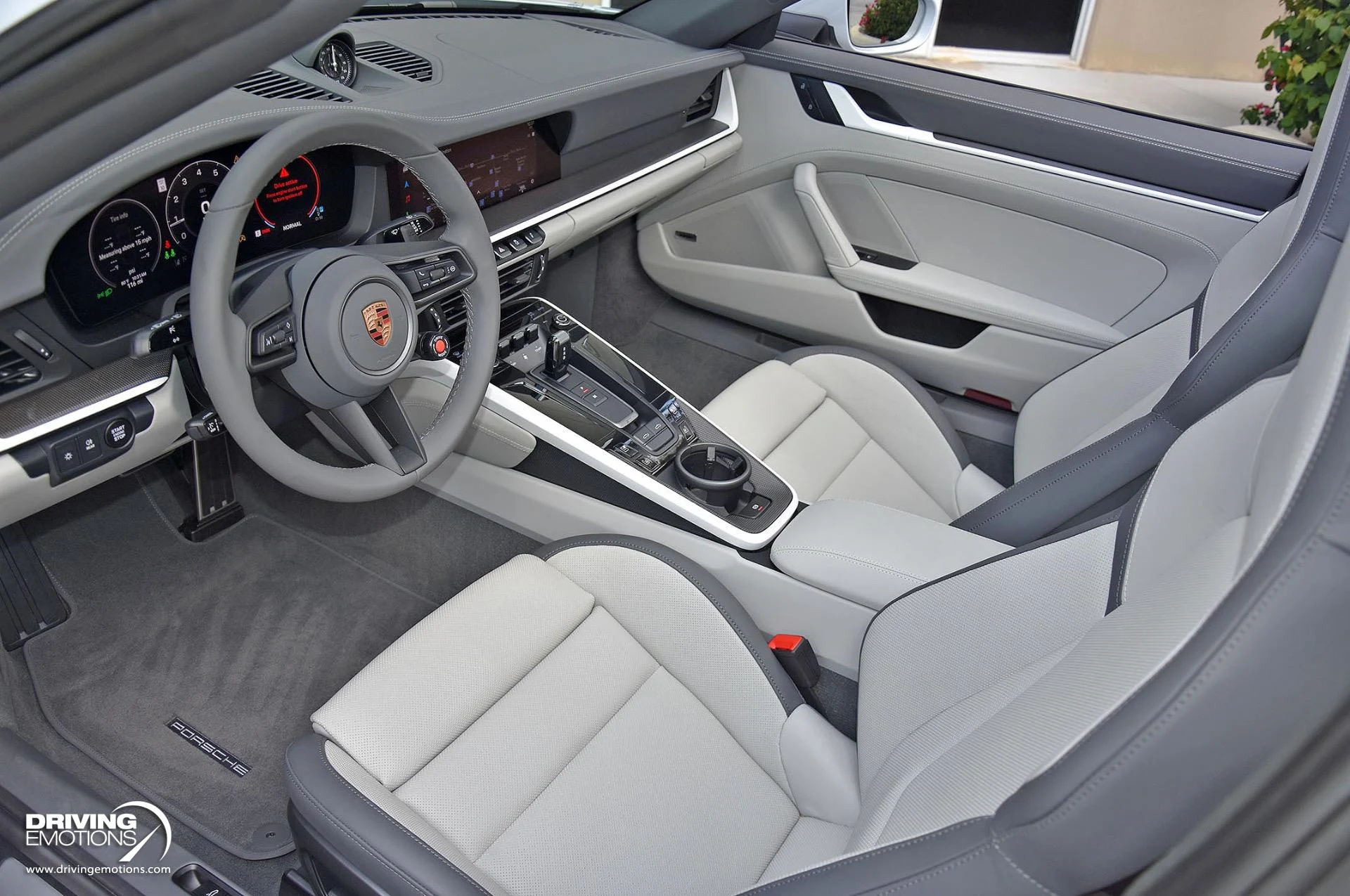 mph093_3591045876_898_p94_l_5fe901c17e