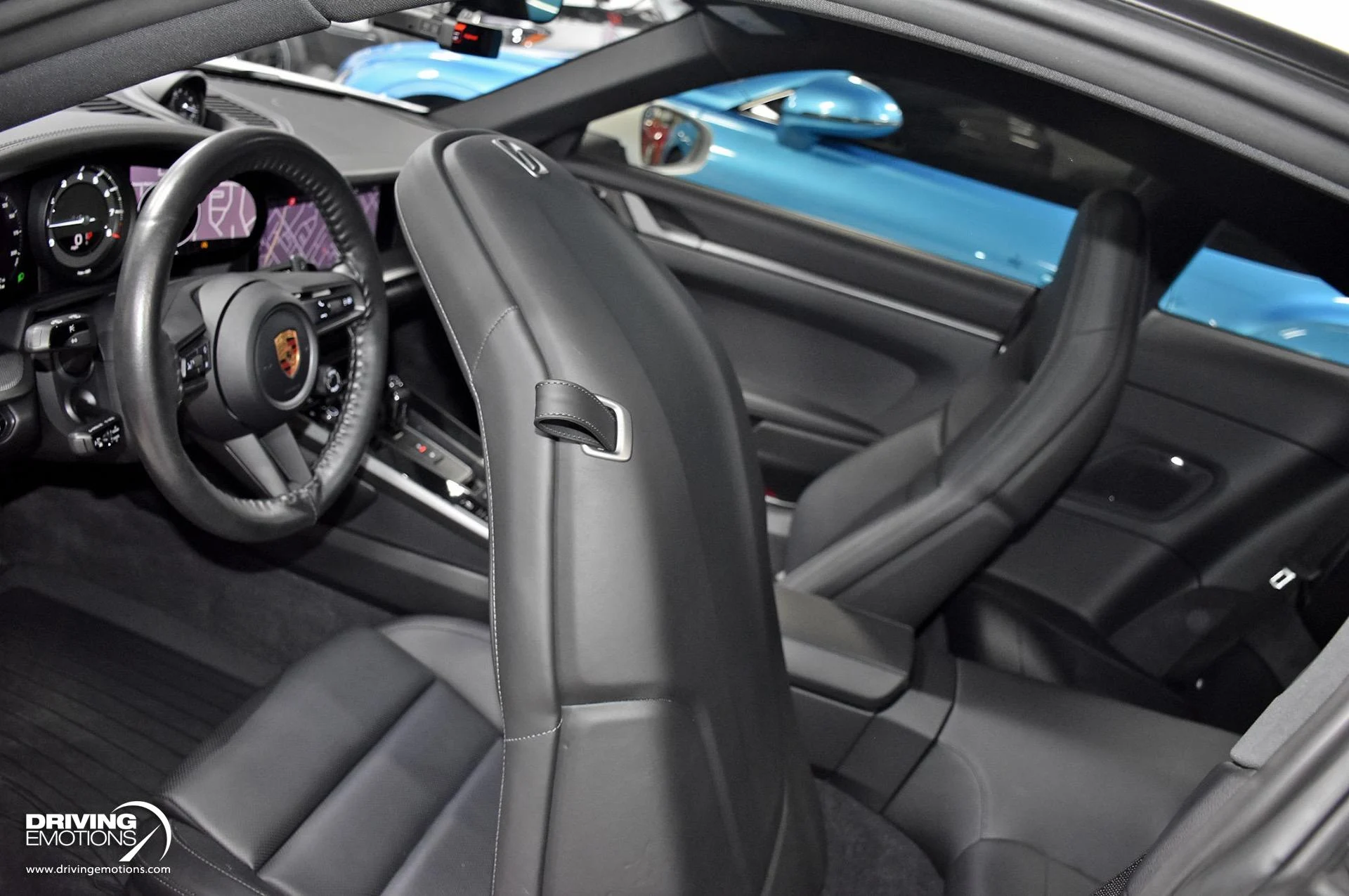 mph093_3683323296_865_p94_l_92aa612544