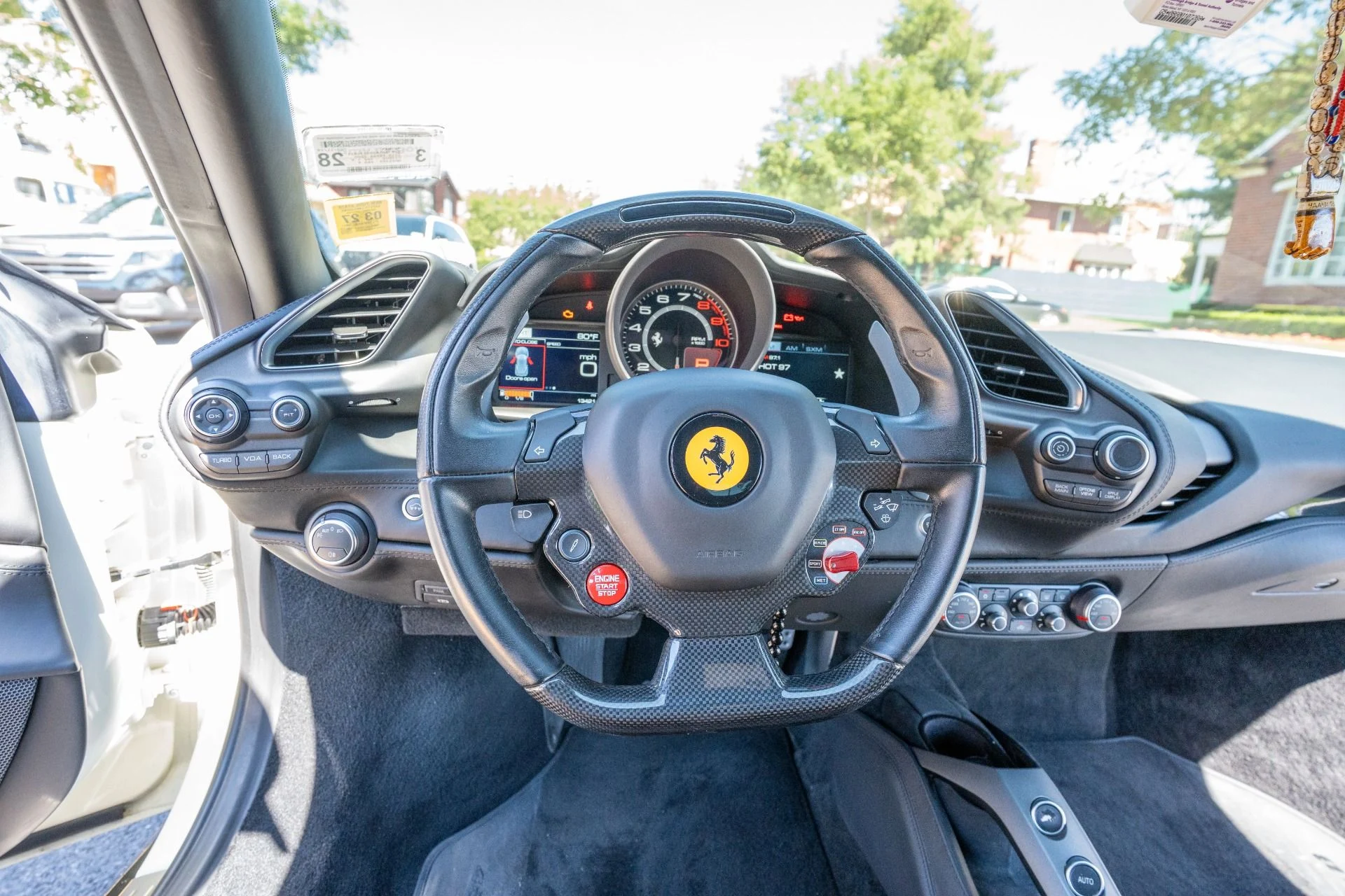 mph093_3725425419_Used_2018_Ferrari_488_GTB_1787848360_0f6ba27c88