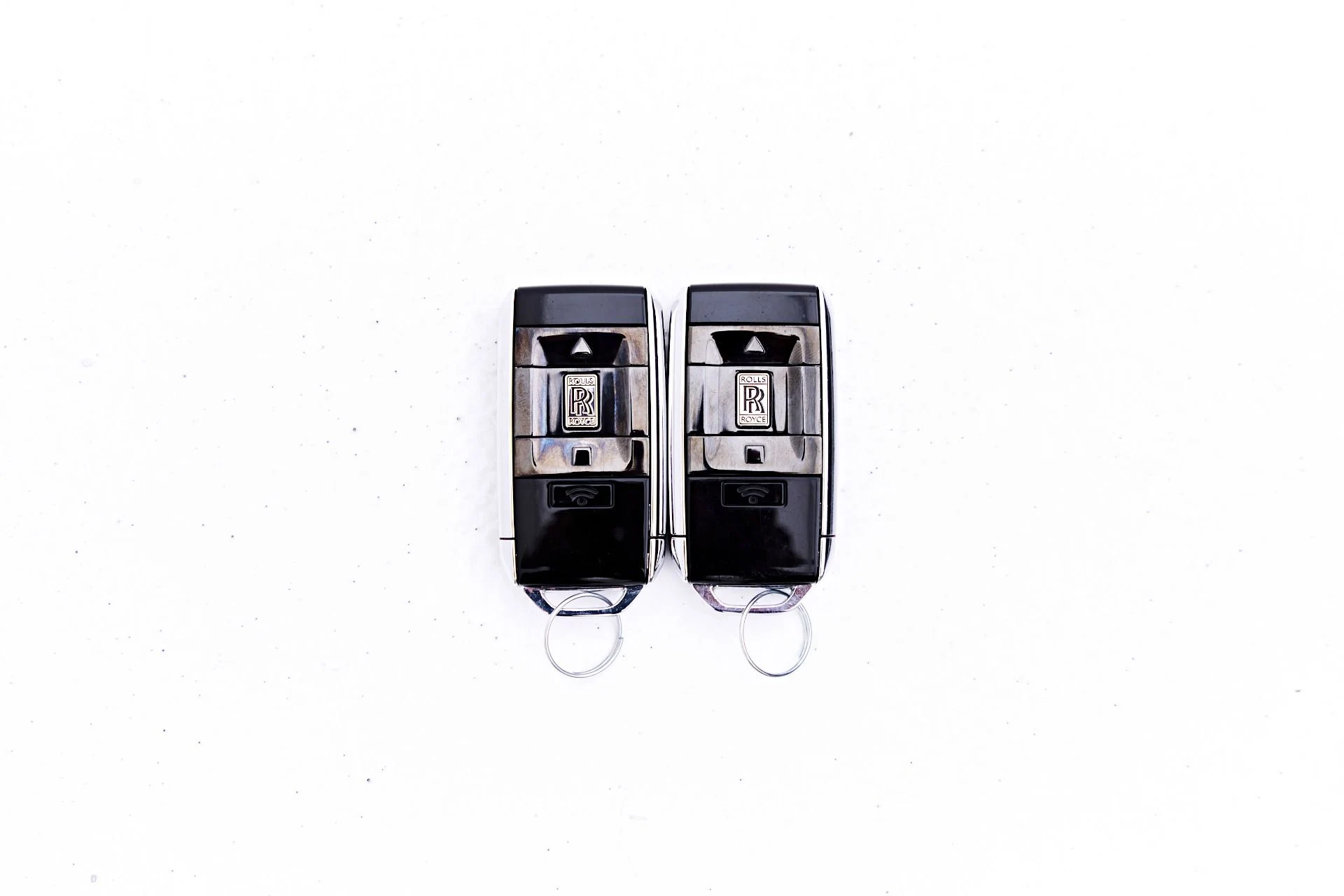 mph093_3923186364_Used_2025_Rolls_Royce_Cullinan_Black_Badge_1788369253_51ece2cf95