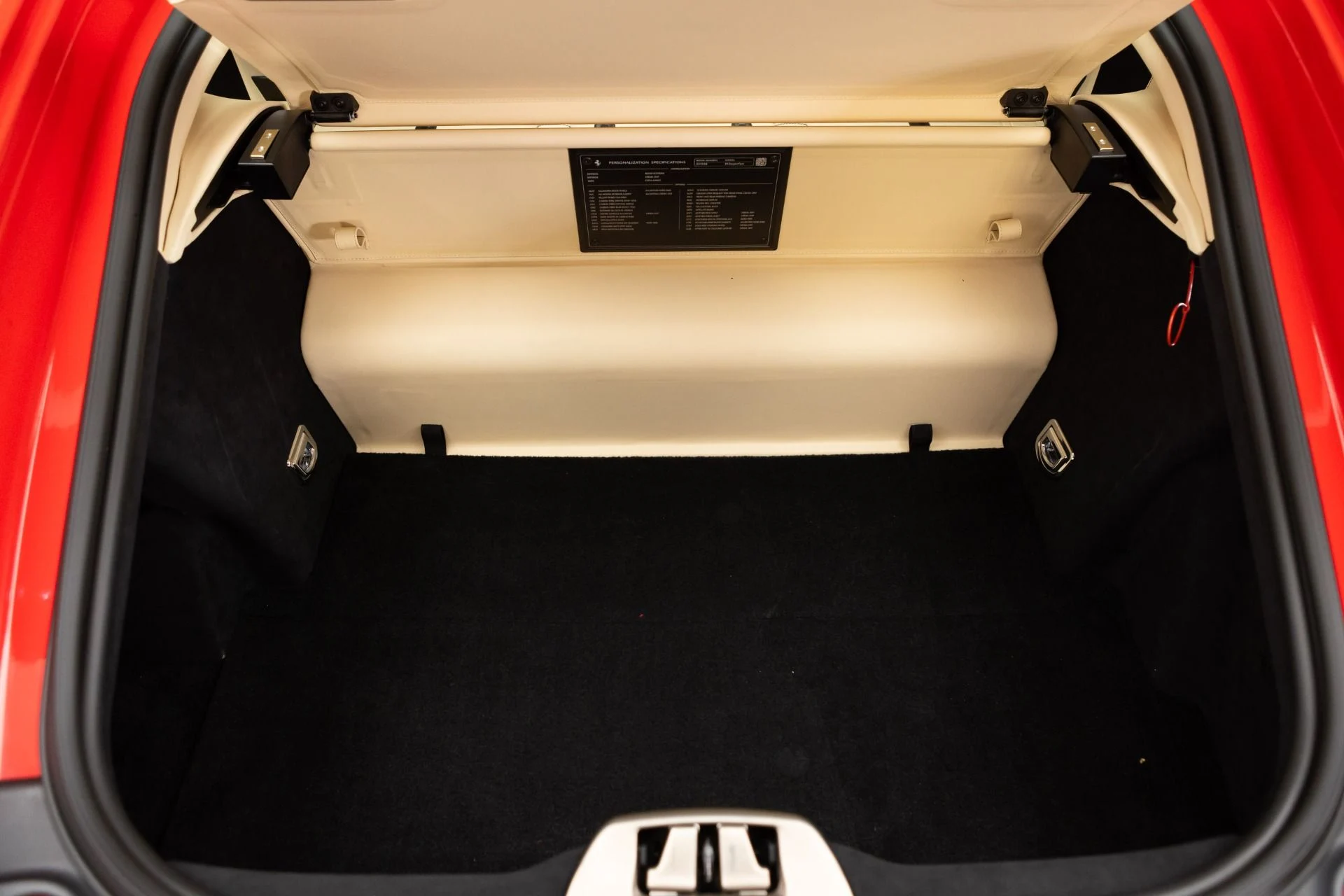 mph093_4126214302_Used_2018_Ferrari_812_Superfast_1775055143_0f63073212