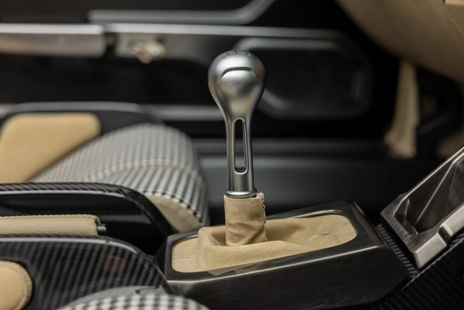 mph093_630703482_35_F174_D7_4_A2_E_4_C81_BA_22_4_FC_3_BD_3_DF_518_39cf262acd