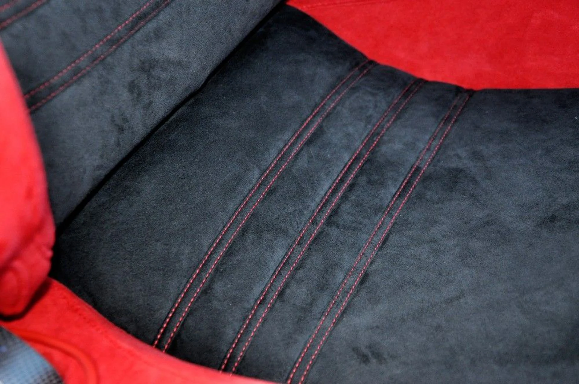 mph093_807833063_82_p94_l_b4cf55fa16