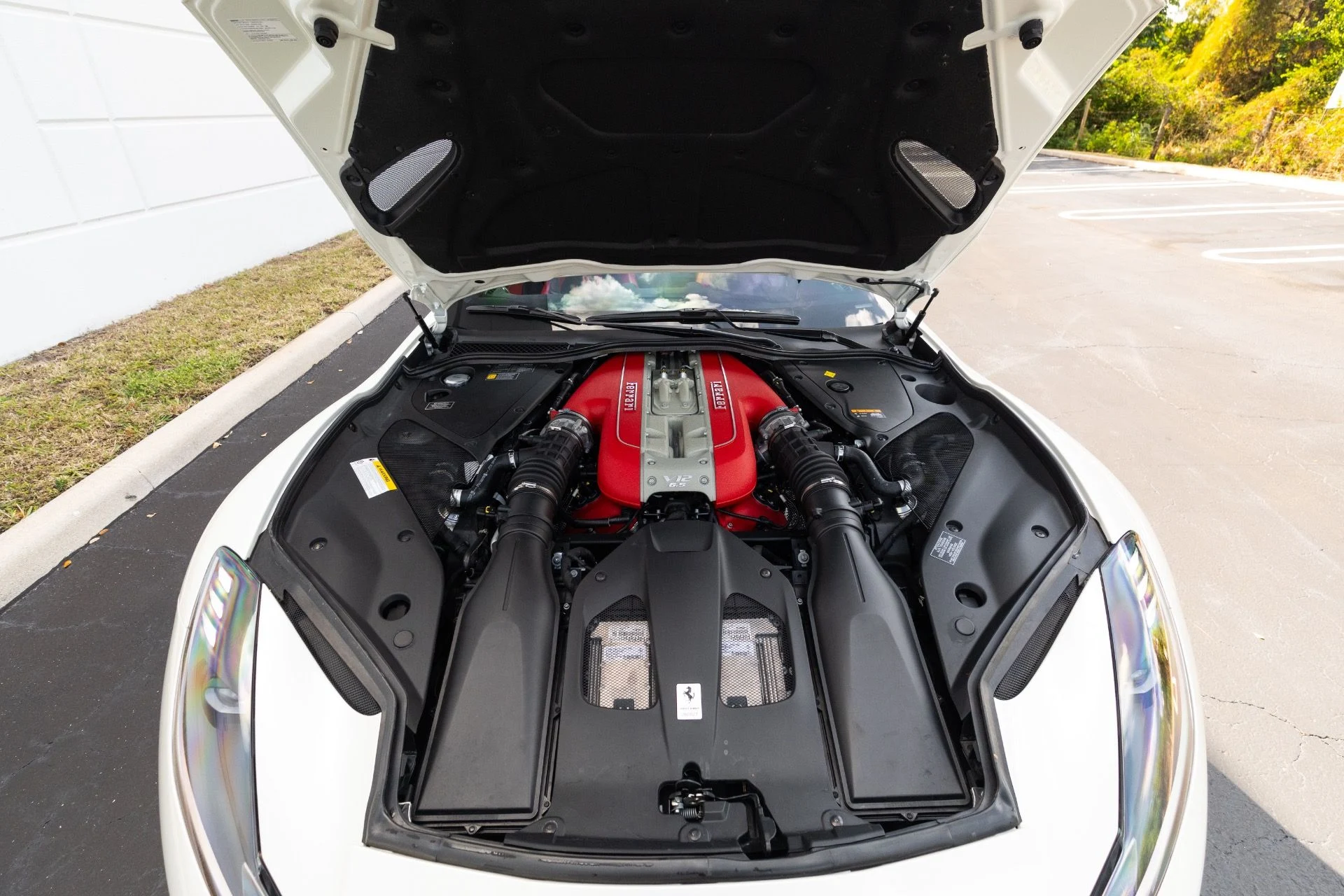 mph094_1149057094_Used_2021_Ferrari_812_GTS_1770760491_af57f94818