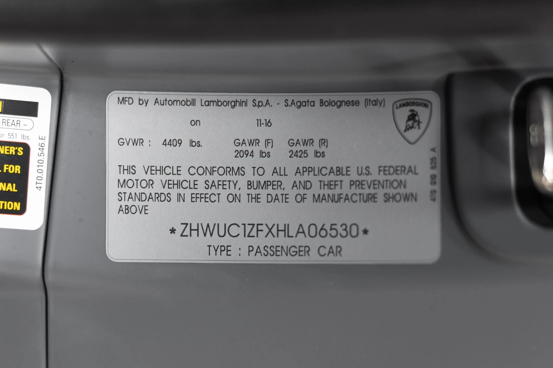 mph094_1249143339_Used_2017_Lamborghini_Huracan_1765410503_7f9493430d