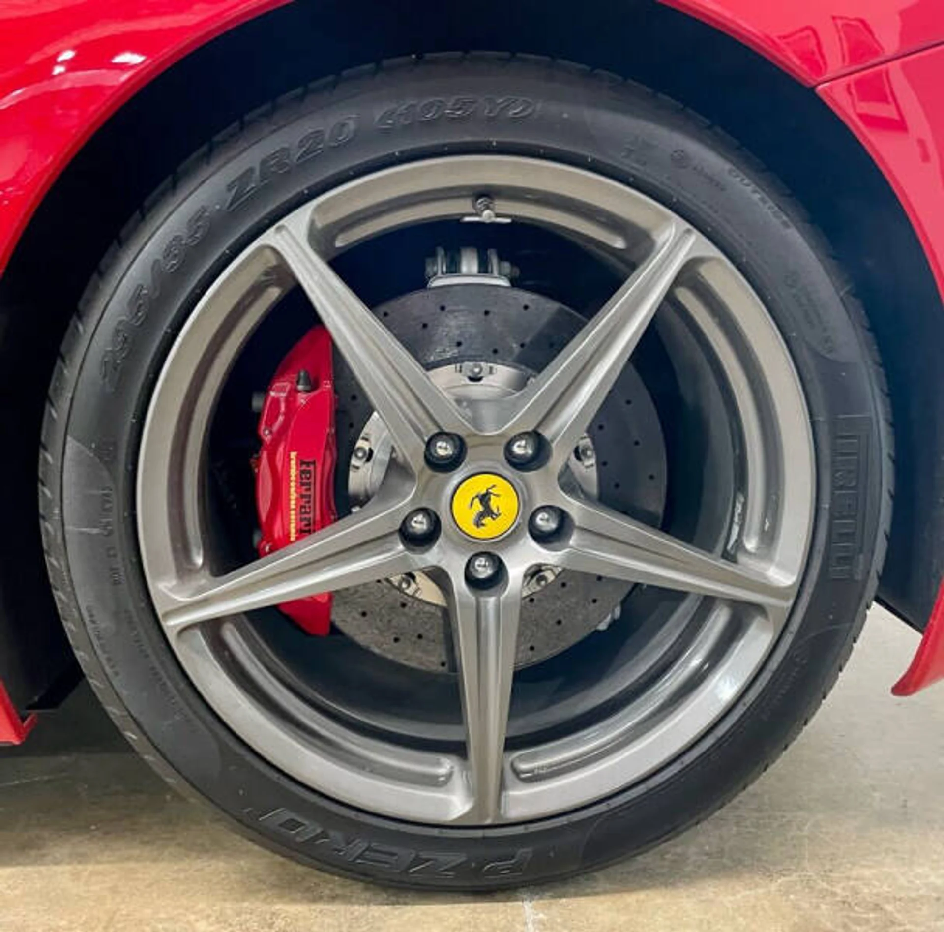 mph094_137297265_2012_ferrari_458_italia_base_2dr_coupe_6861301090