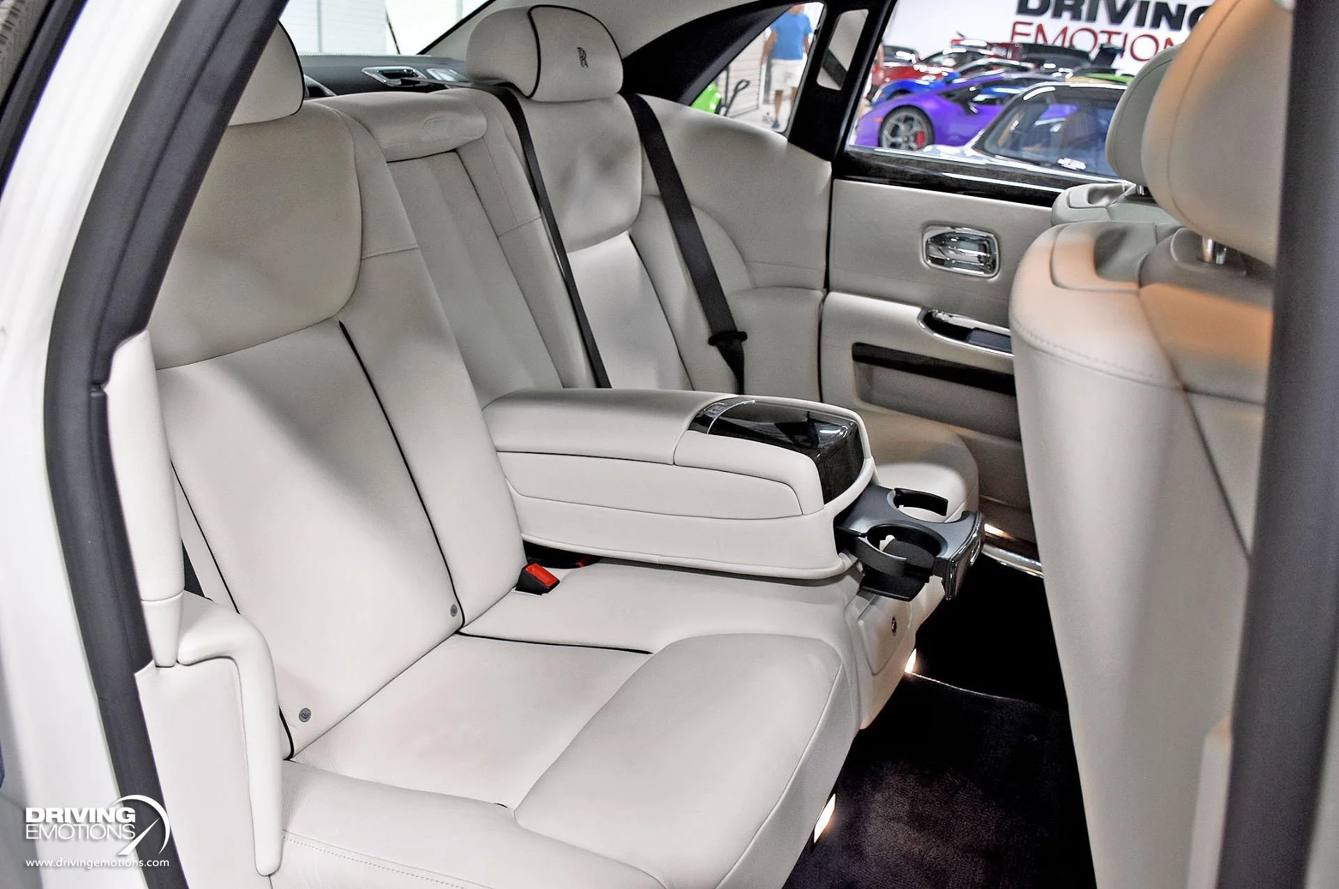 mph094_1444239568_872_p95_l_4a6aea2aad