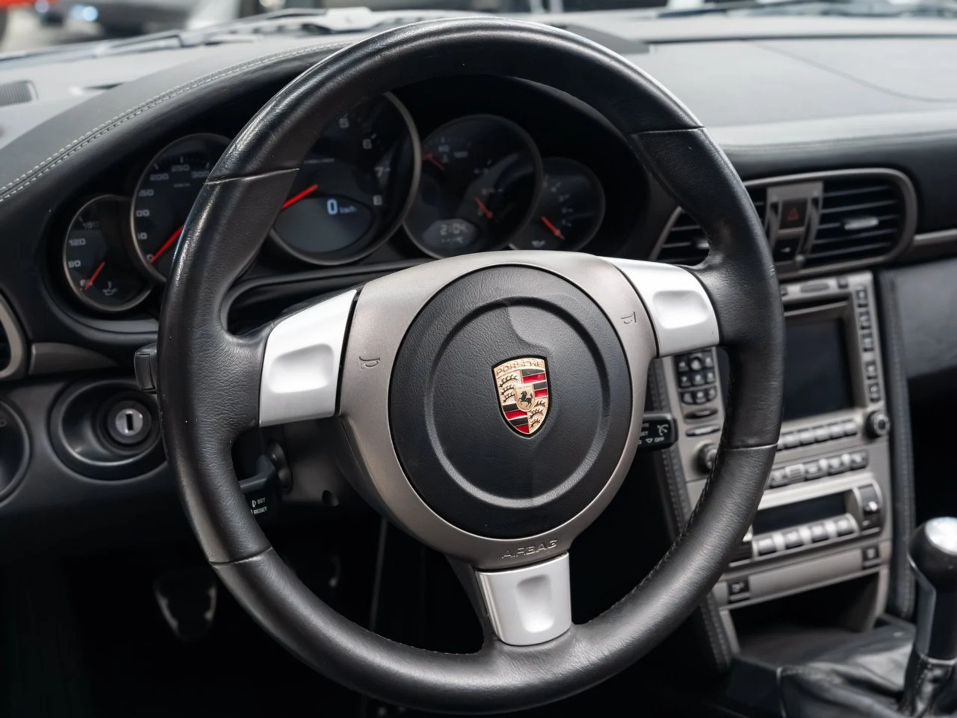 mph094_2000836907_porsche_911_2006_8322864aed