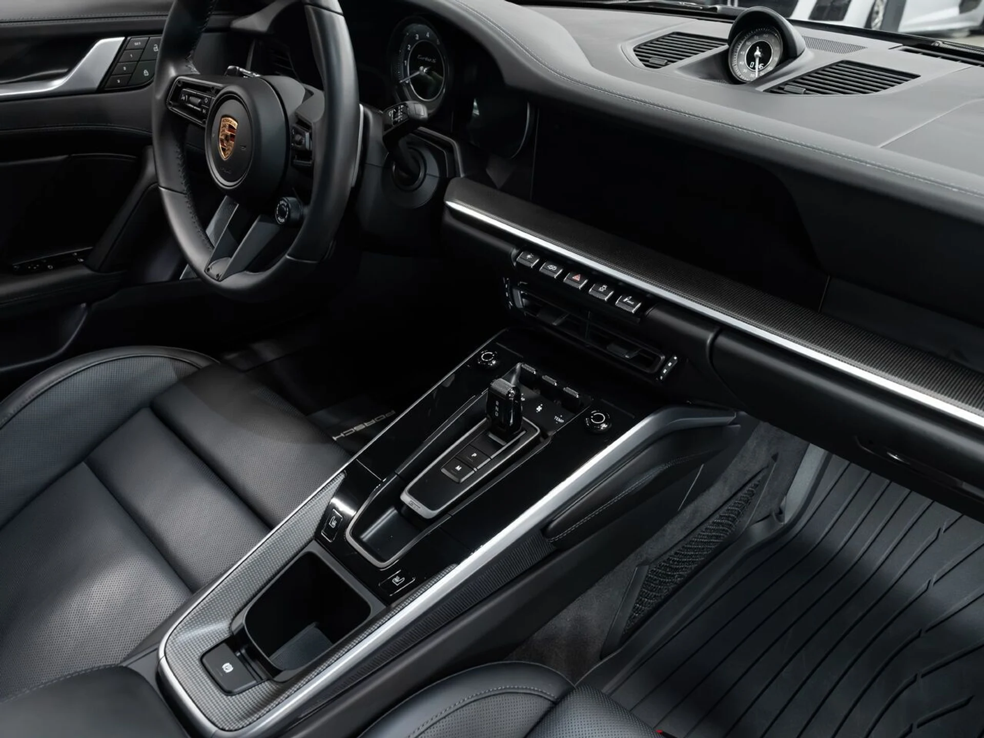 mph094_2023041314_porsche_911_2022_3ac446f582