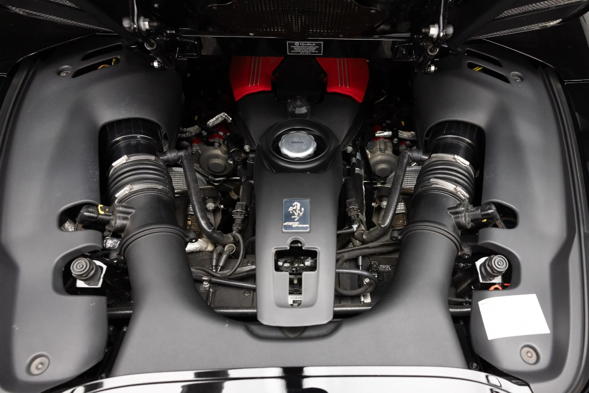mph094_2460837694_Used_2017_Ferrari_488_Spider_1787757442_00e3215e19