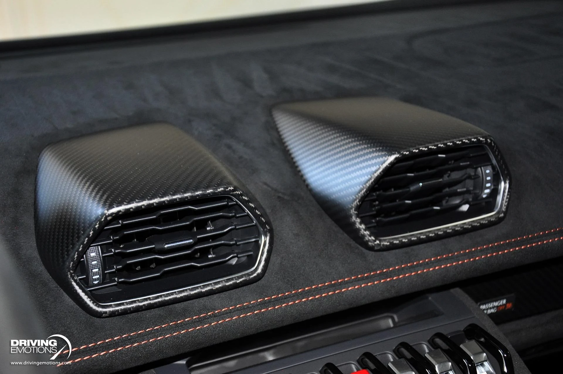 mph094_2624184212_743_p95_l_0395defa08